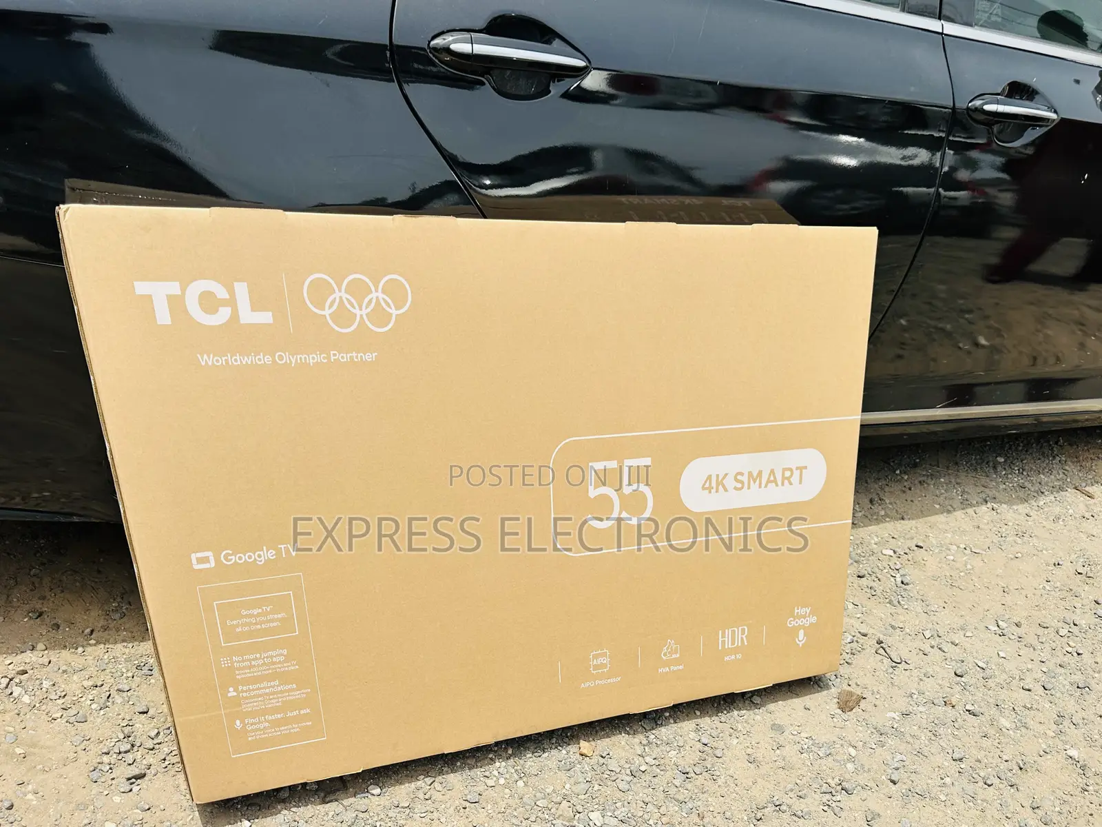 Enjoy Yourself With TCL UHD Smart Glossy TV 55”