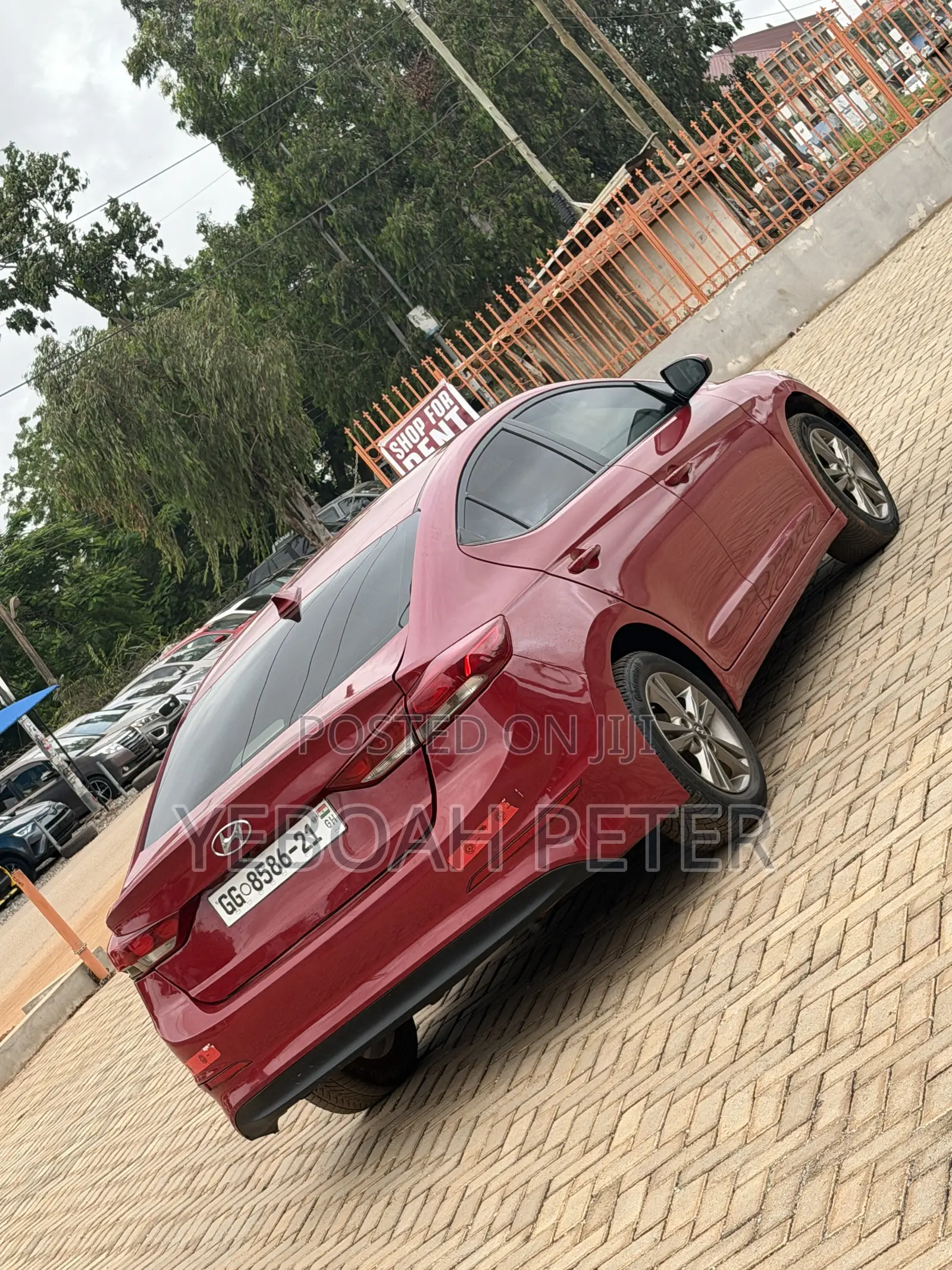 Hyundai Elantra 2017 Red