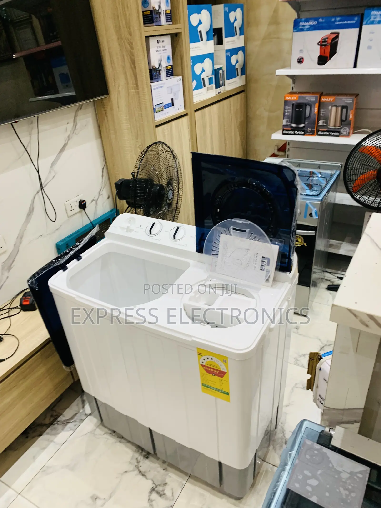 Newly in Box White Twintub Semi Automatic TCL 10.5kg