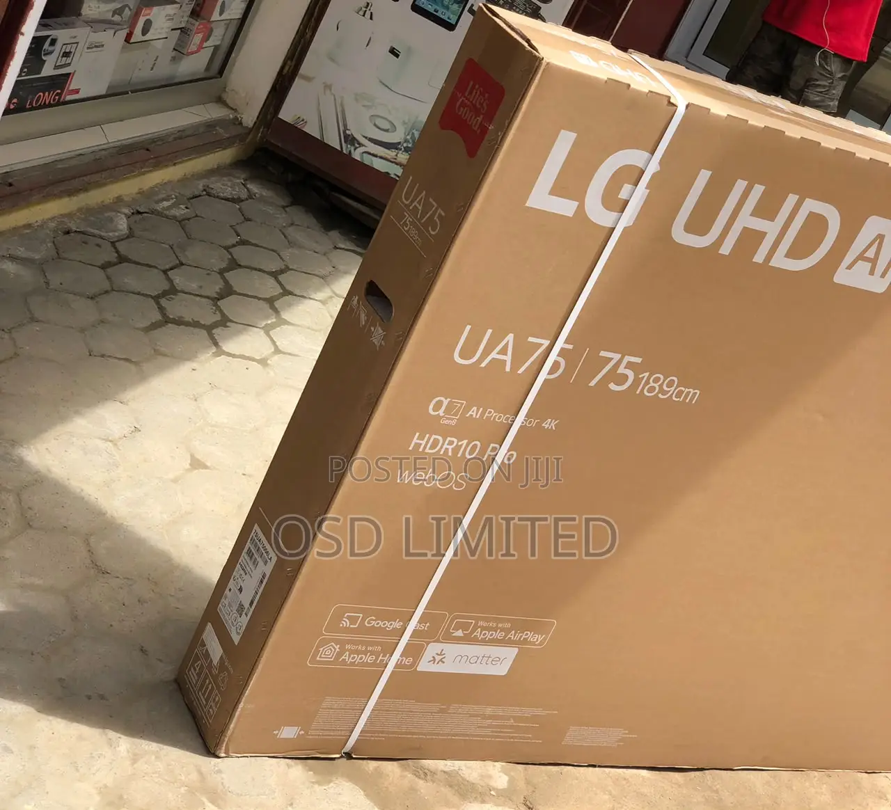 Sleek Design, Epic Scale: The LG 75" UHD Smart TV for Every Home.