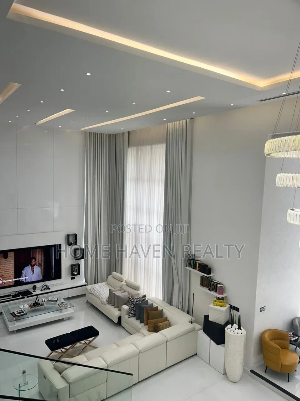 5bdrm House in Airport Hills for sale