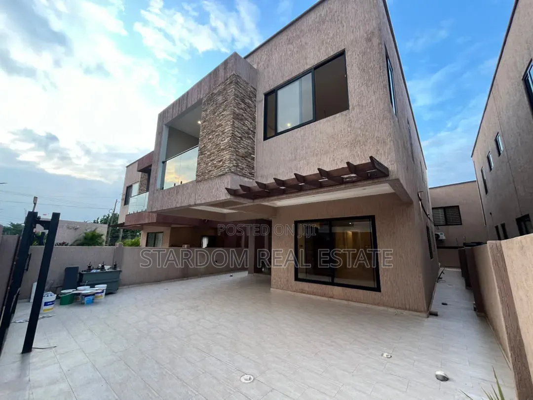 3bdrm Duplex in Oyarifa, Ghana Flag for rent