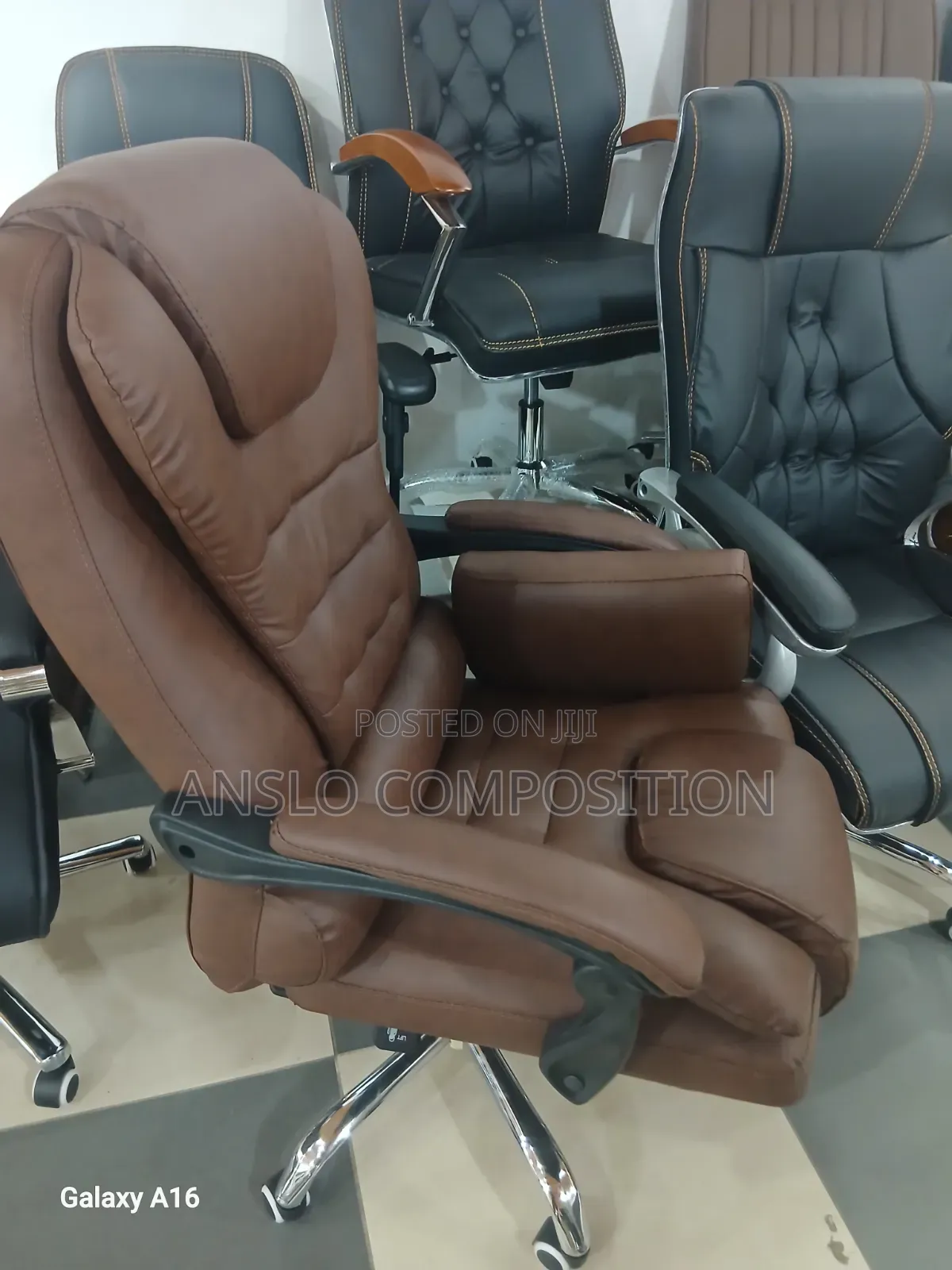 Classic Executive Office Chair