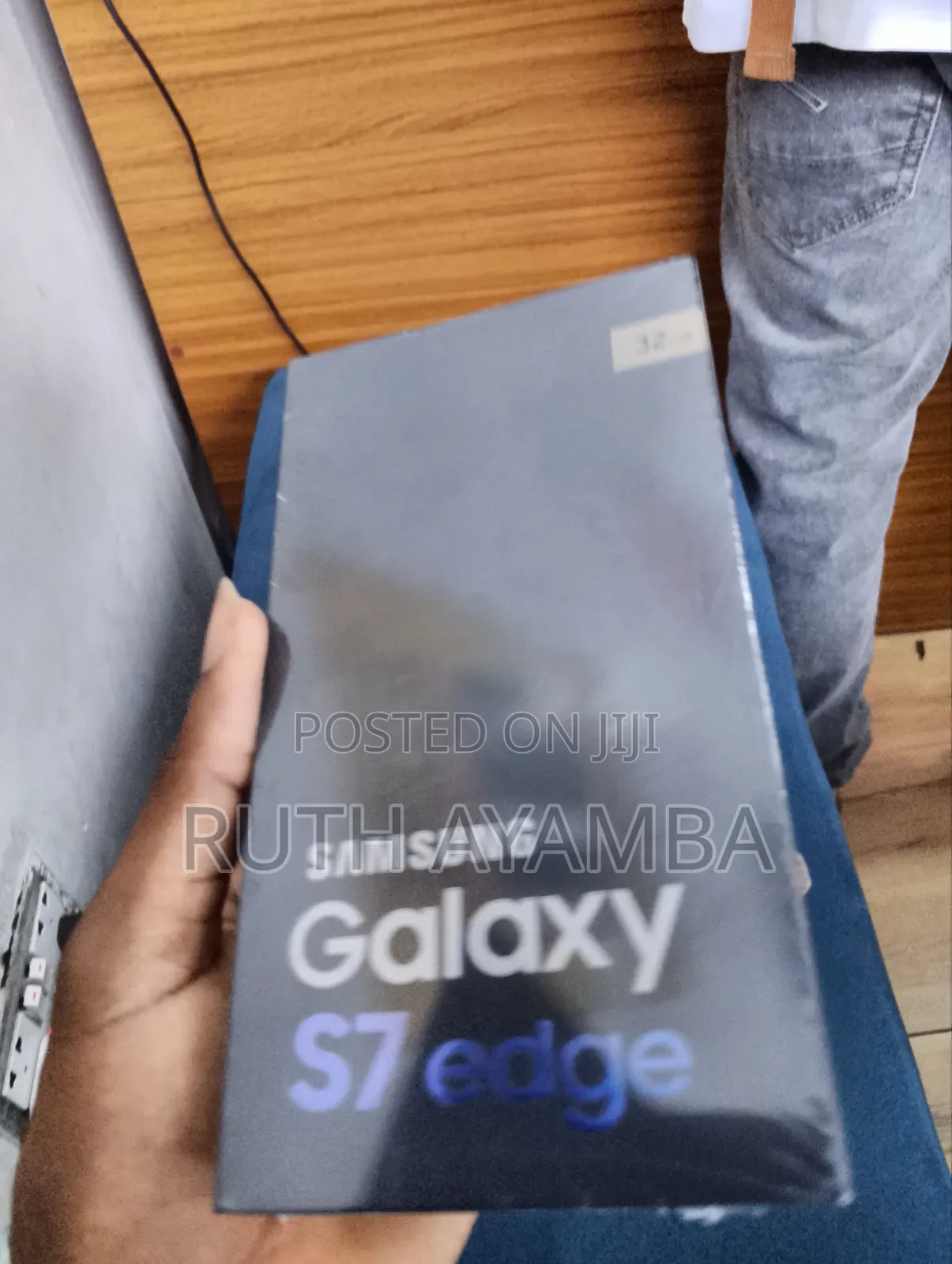 New Samsung Galaxy S7 edge 32 GB Black
