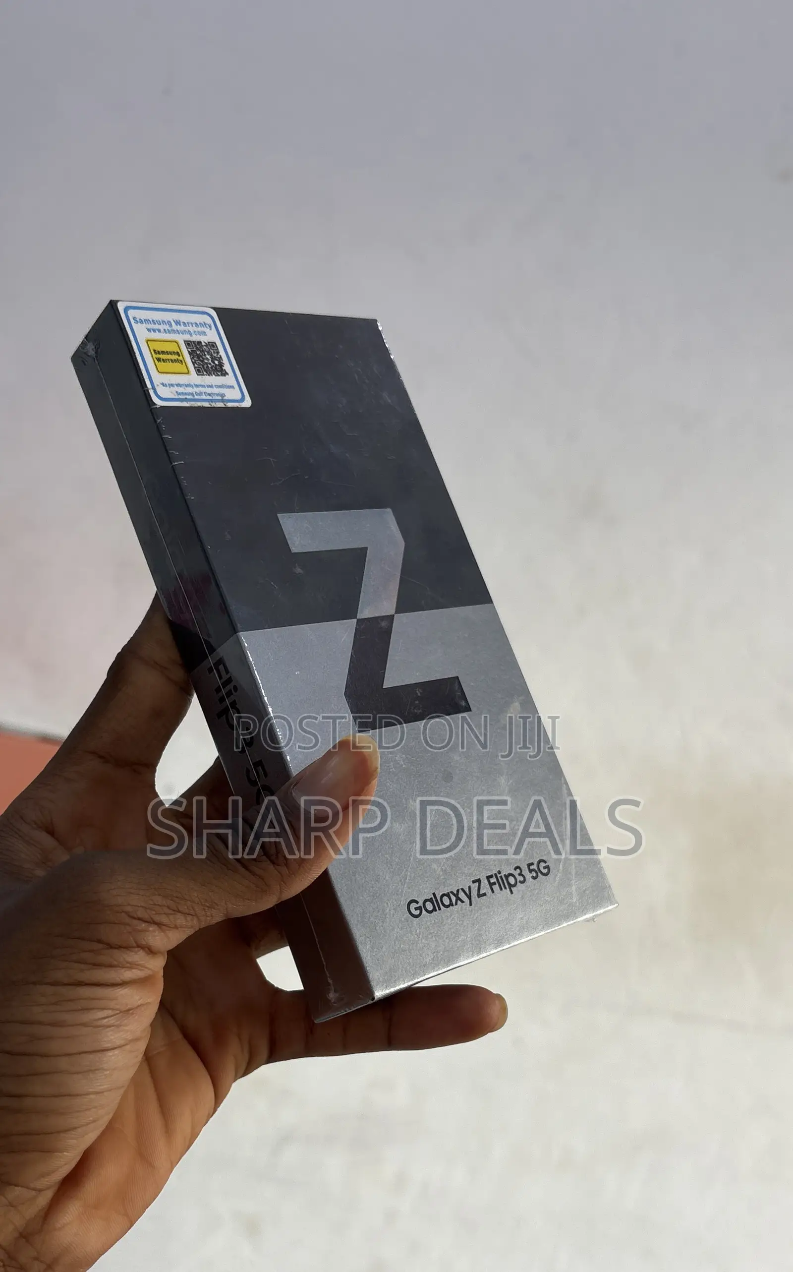 New Samsung Galaxy Z Flip3 5G 256 GB Black