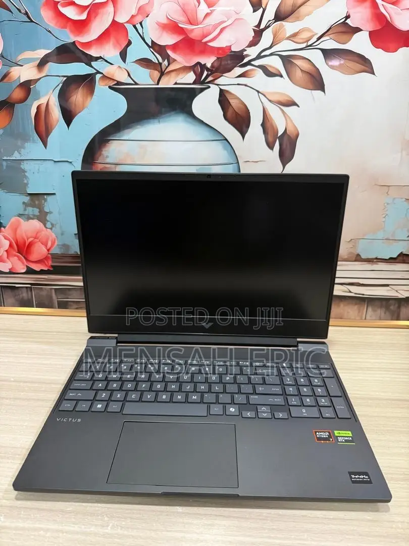 Laptop HP Victus 15 16GB AMD Ryzen 7 SSD 1T