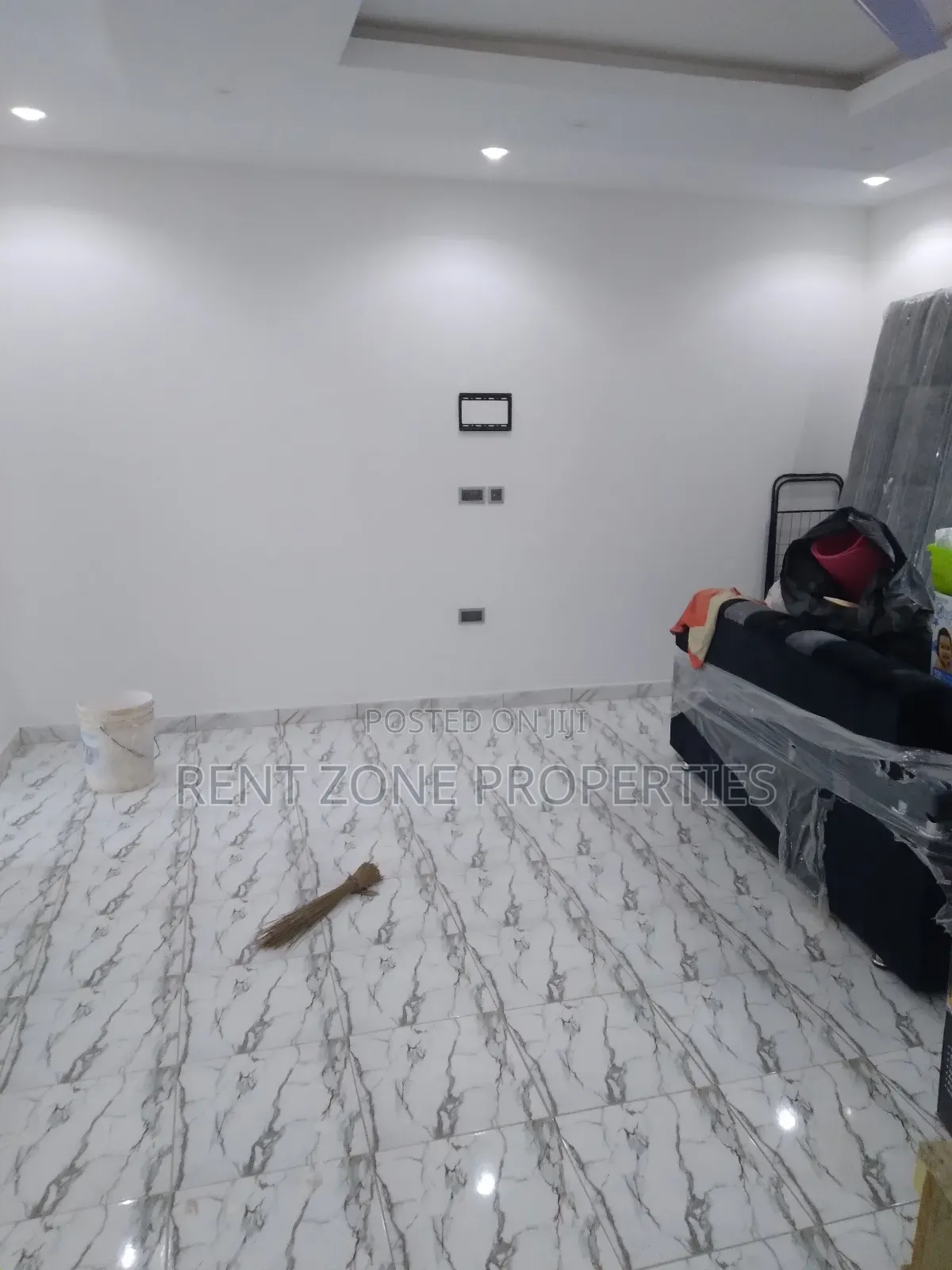 2bdrm Apartment in Ofankor for rent