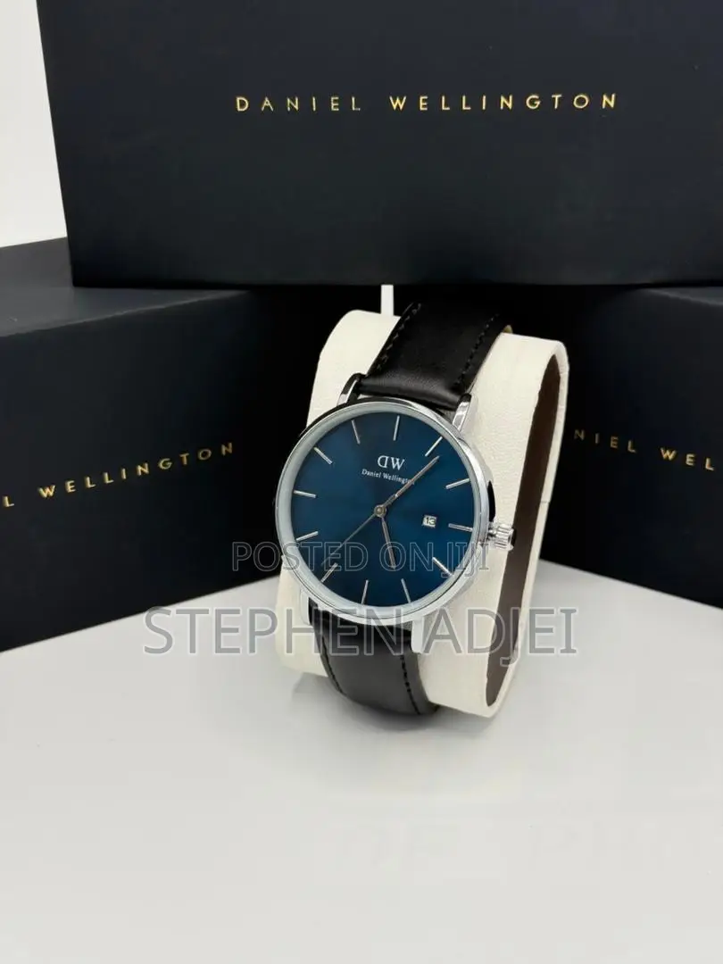 Daniel Wellington Leather Strap Watch