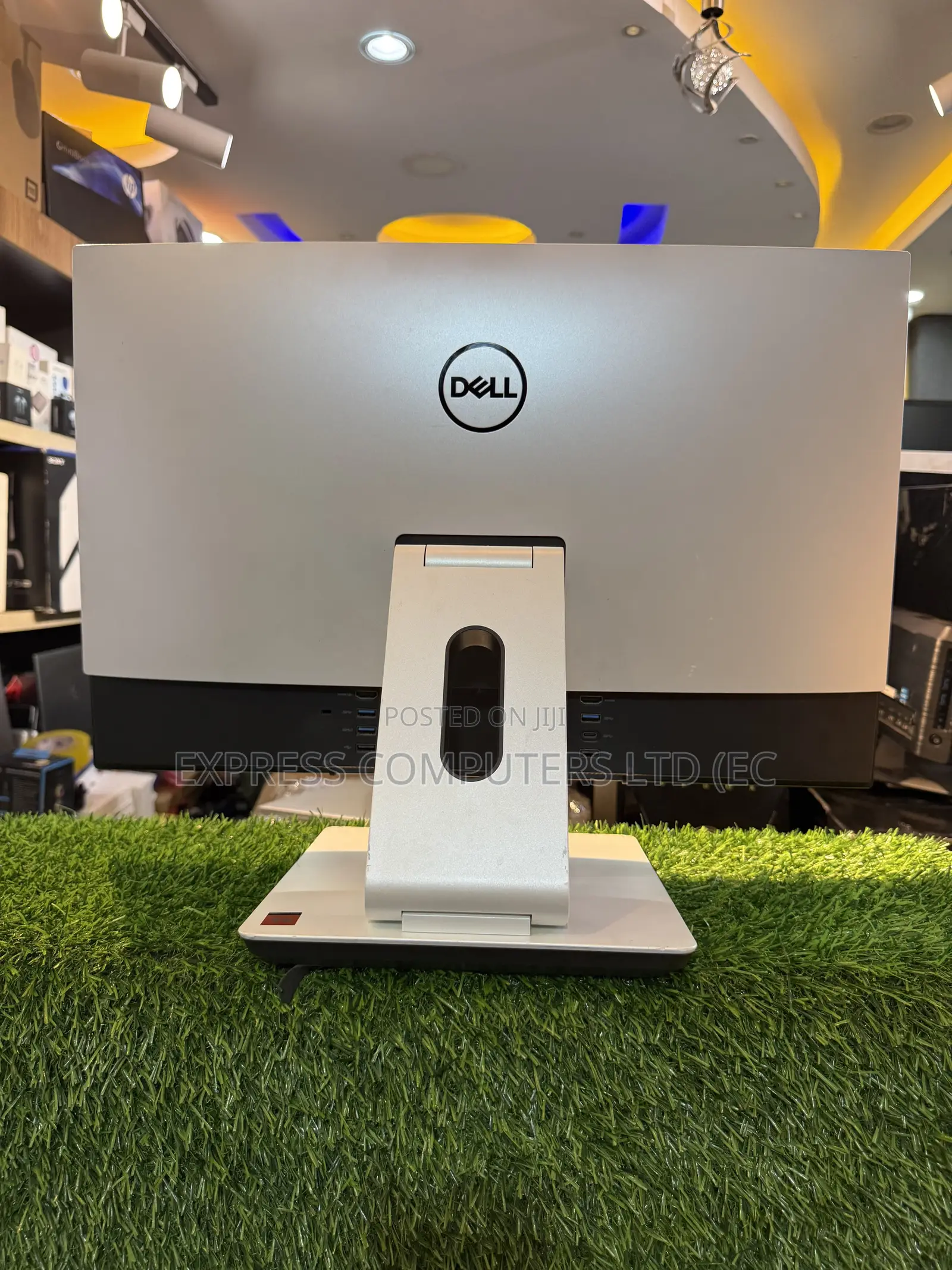 Desktop Computer Dell Inspiron 24 5000 16GB AMD A10 HDD+SSD 1T