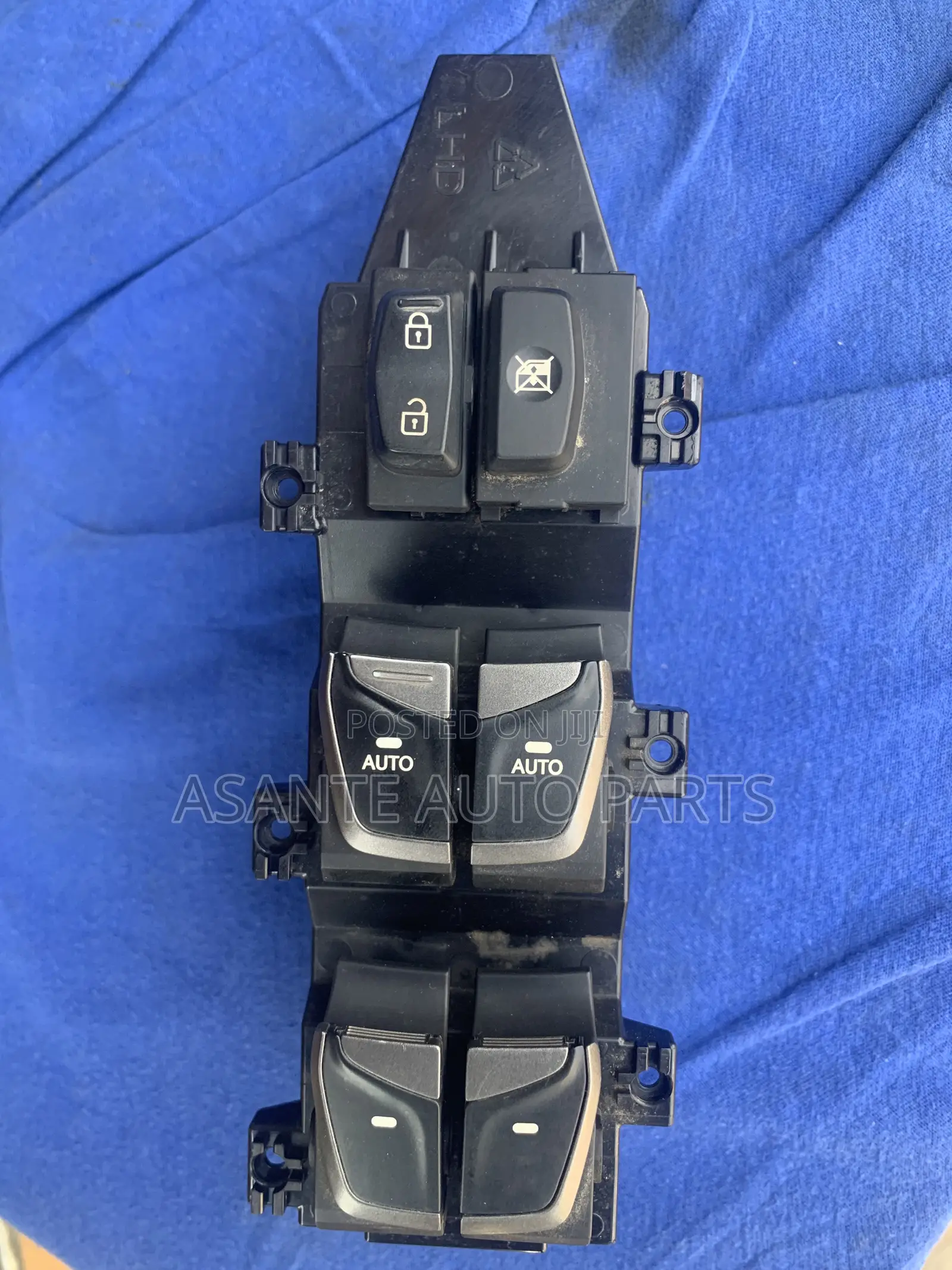 Hyundai Santa Fe Door Switch