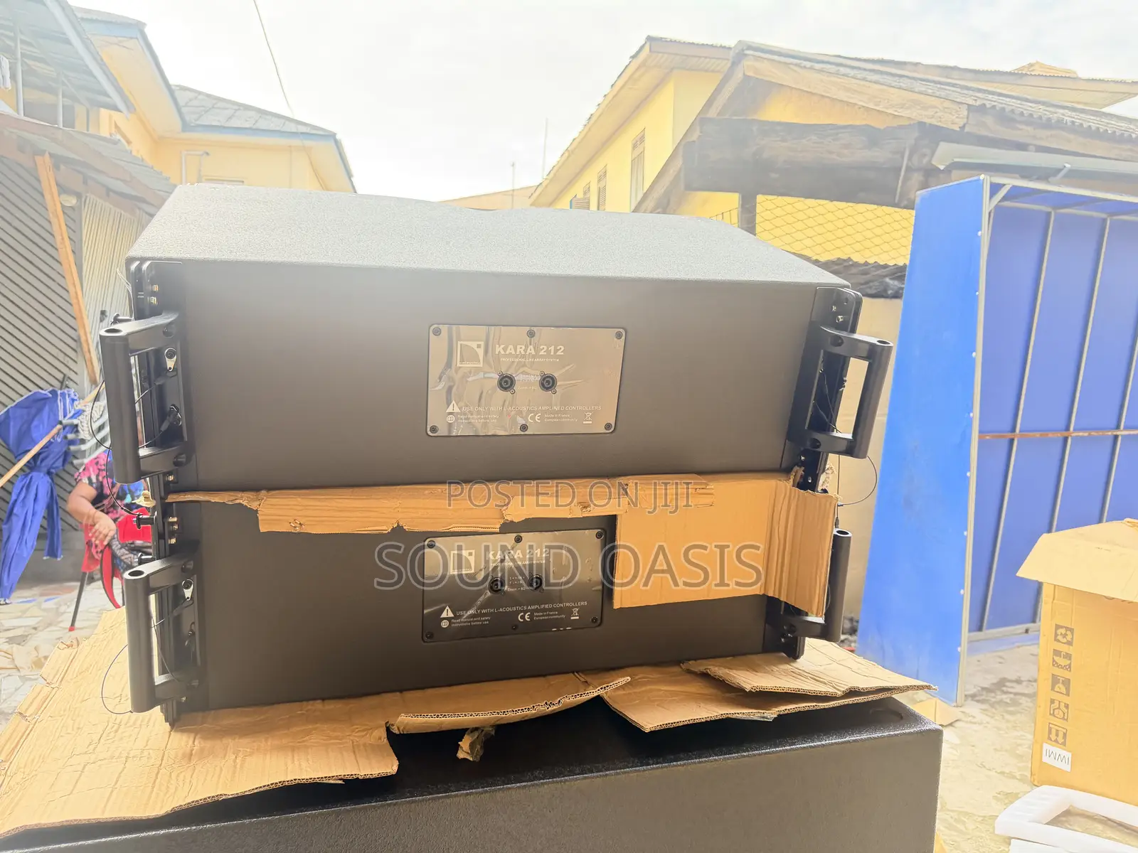 A Pair of Kara 212 Long Throw Line Array Speakers(12 Inch" Line Array)