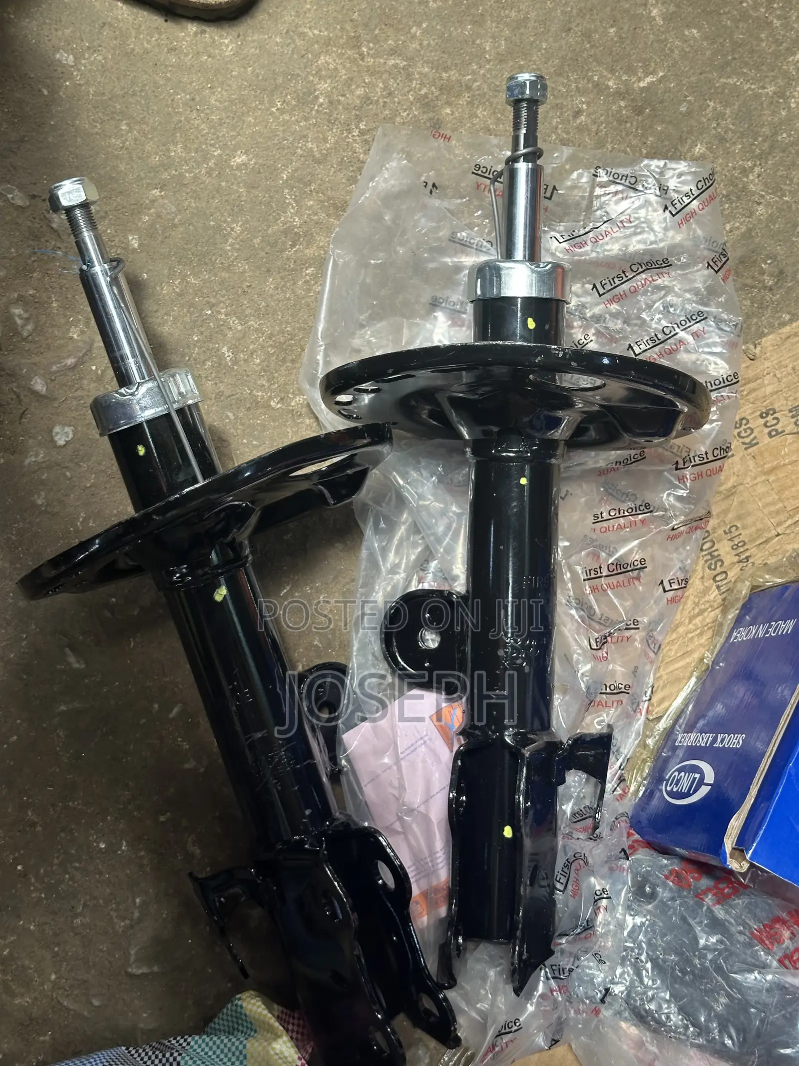 Toyota RAV4 2008 Front Shocks