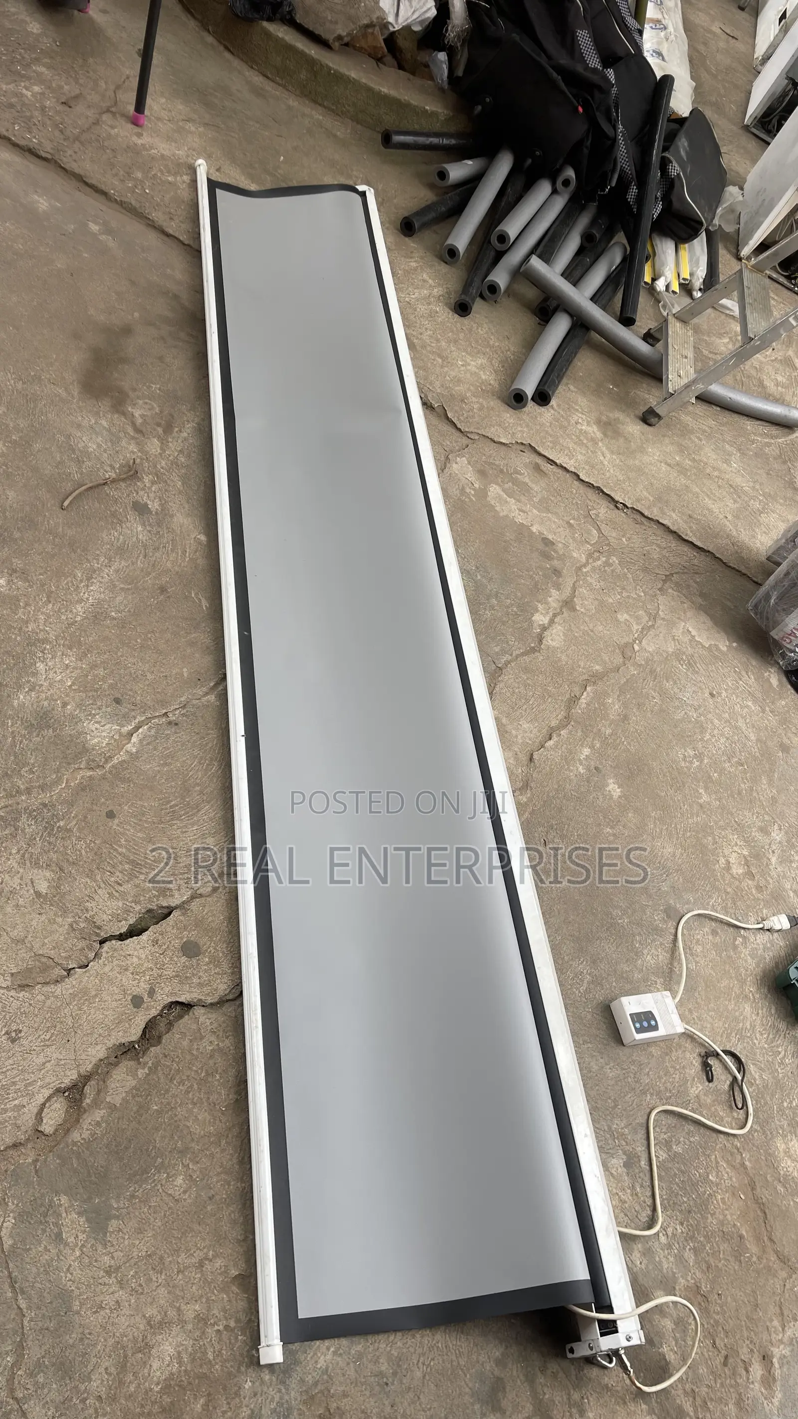 Projector Screen 250cm by 250cm