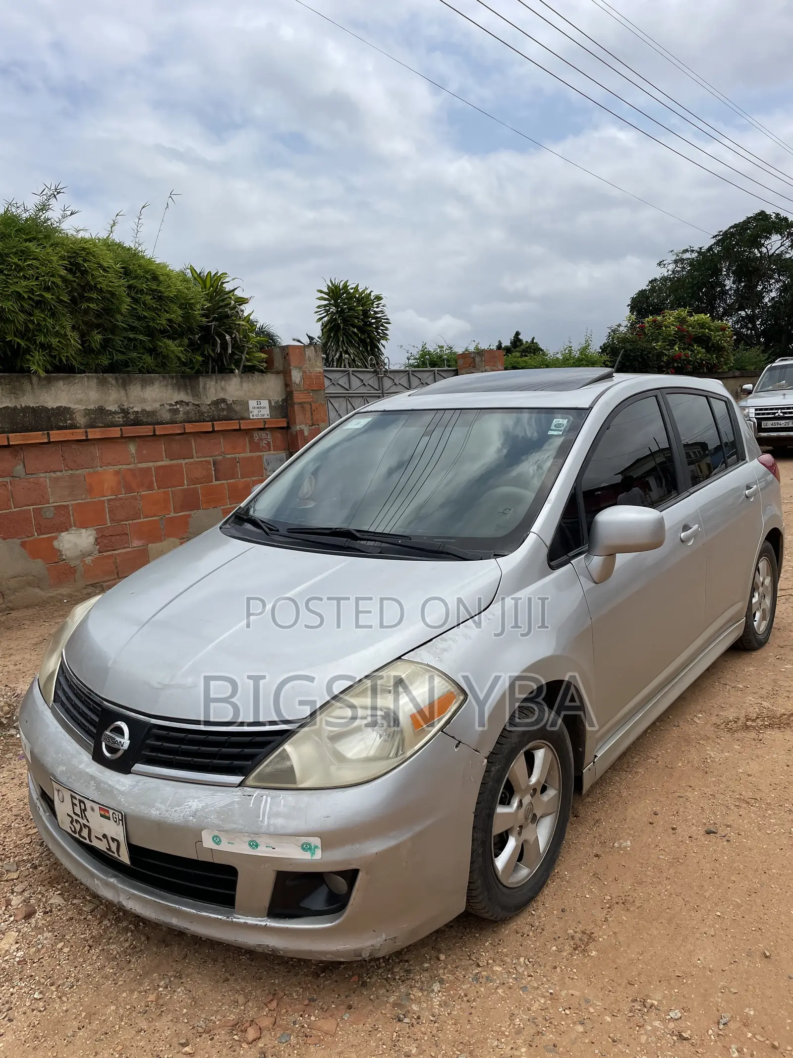Nissan Versa 1.8 SL 2007 Silver