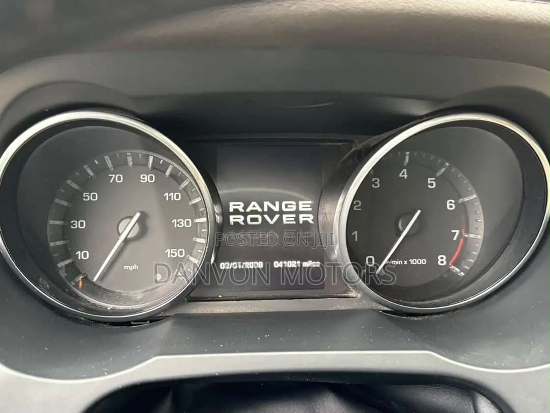 Land Rover Range Rover Evoque Pure AWD 5-Door 2013 White
