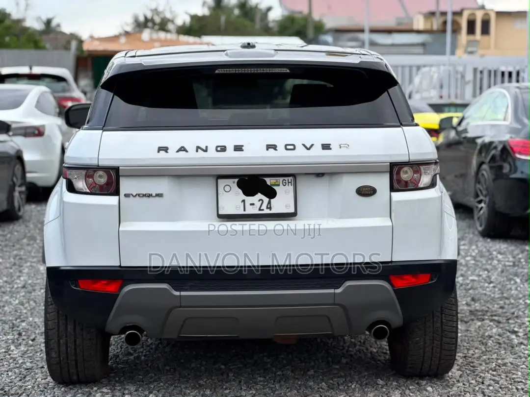 Land Rover Range Rover Evoque Pure AWD 5-Door 2013 White