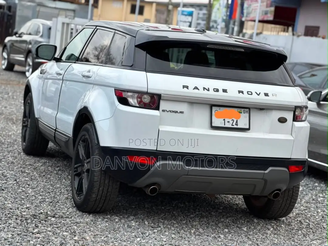 Land Rover Range Rover Evoque Pure AWD 5-Door 2013 White