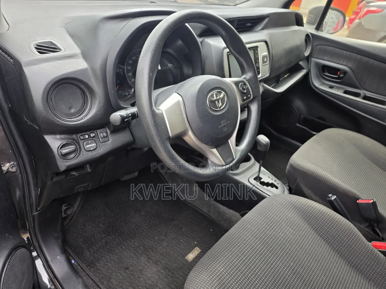 Toyota Vitz 2016 Black