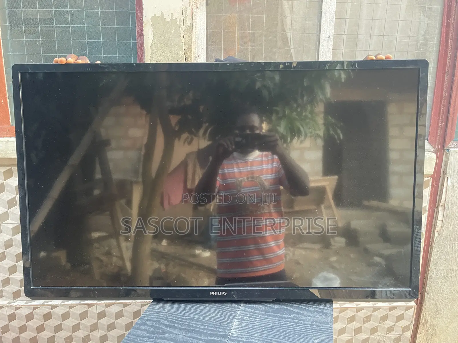 42-Inch Philips Television. Full HD LED TV