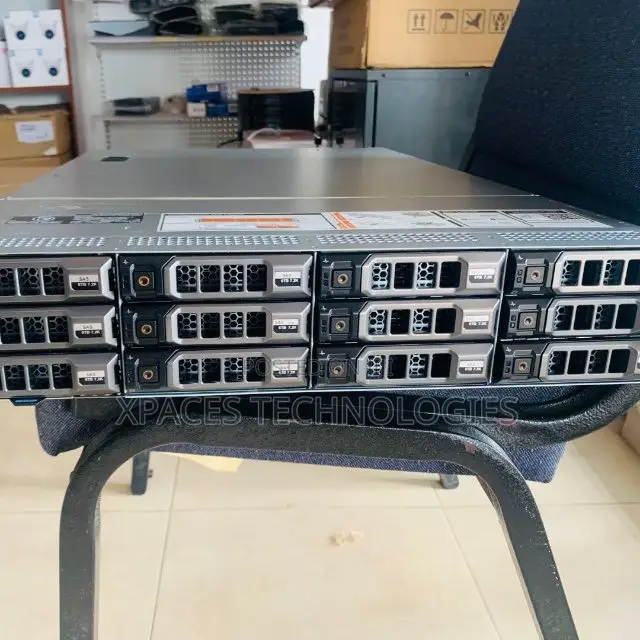 New Server Dell PowerEdge R740xd 32GB Intel HDD+SSD 1T