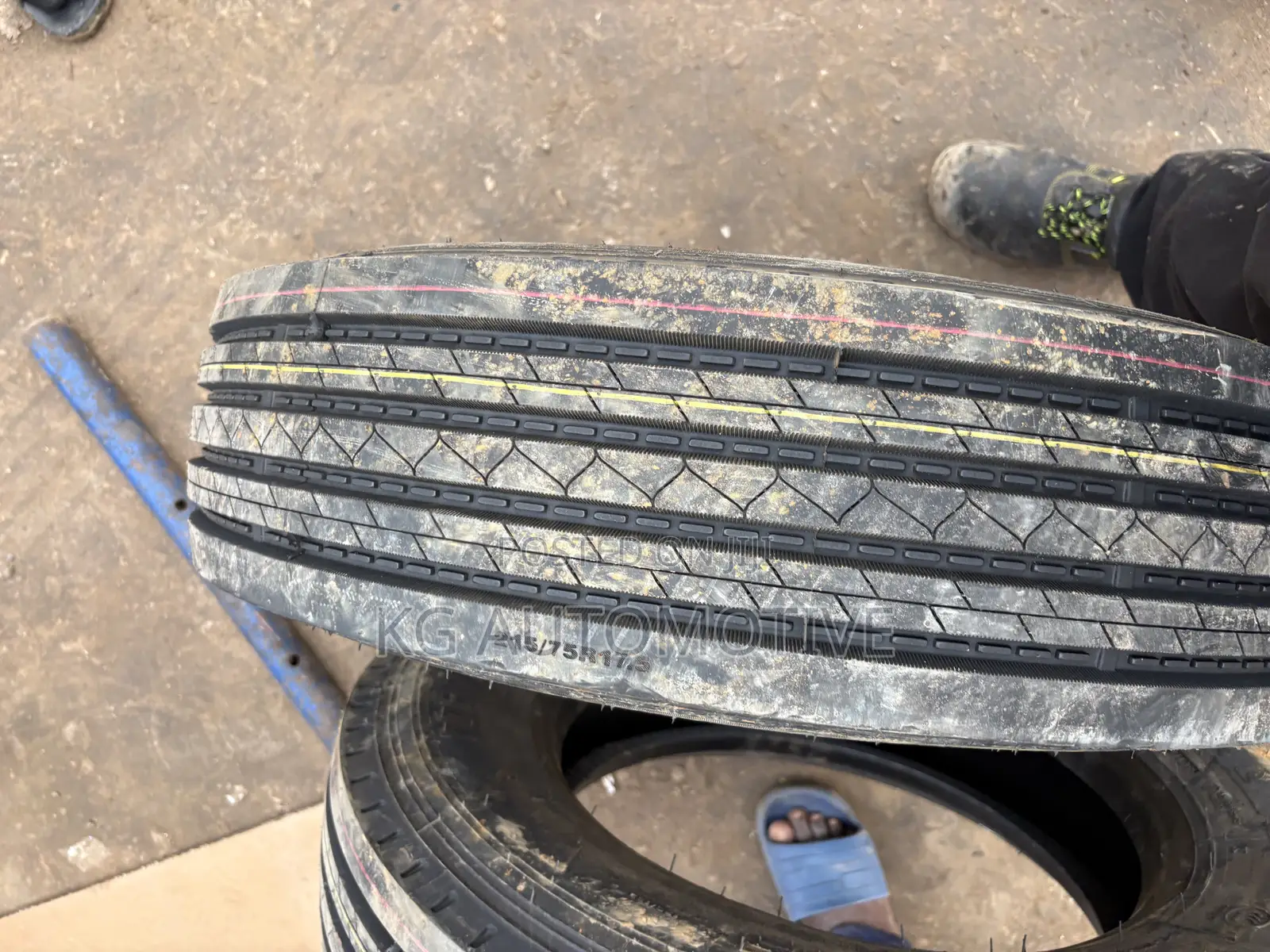 215/75r17.5 Tyre