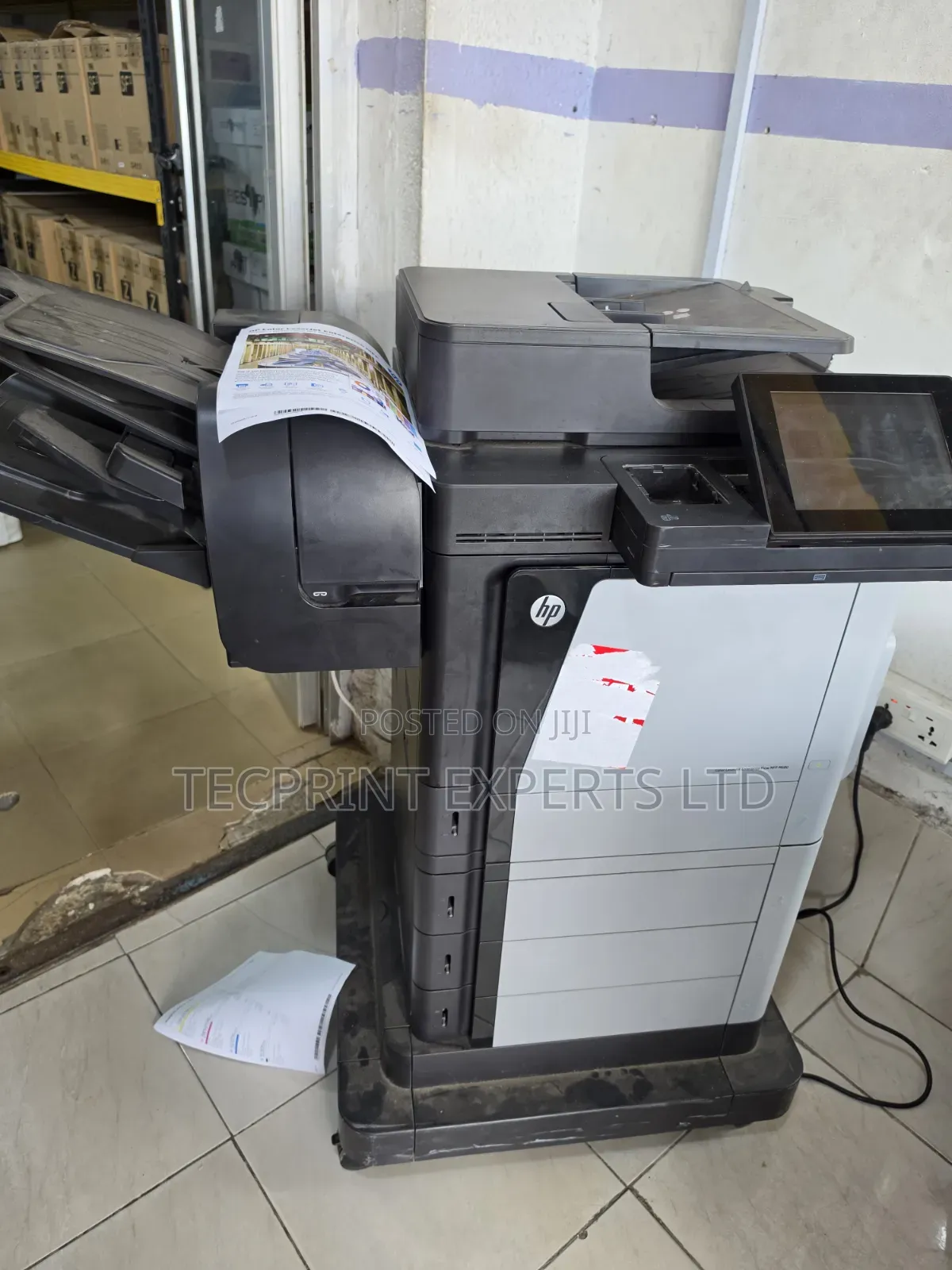 HP Lasserjet MFP M680