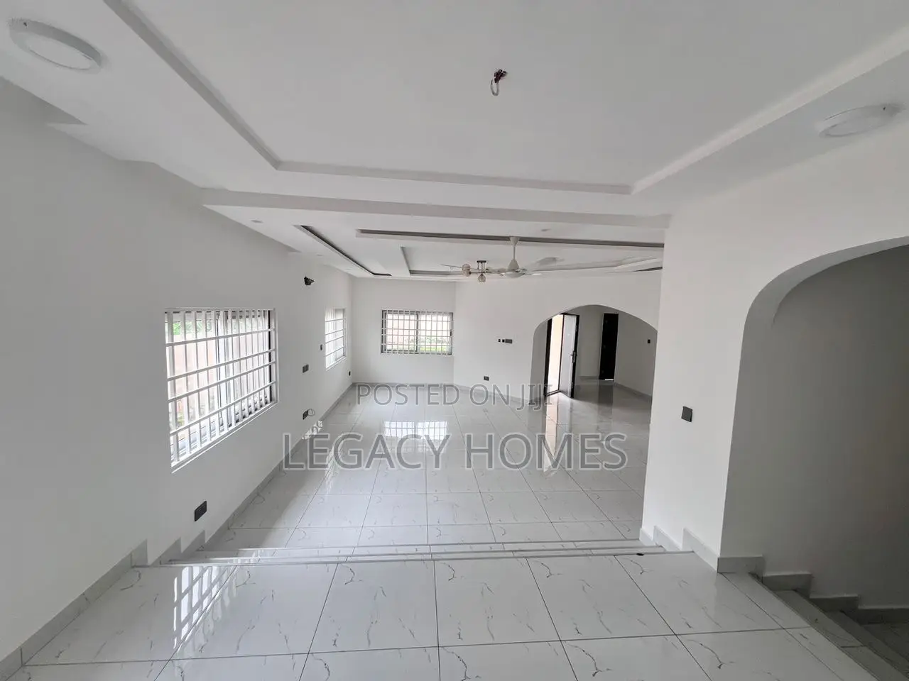 3bdrm House in Adenta, Amrahia for sale