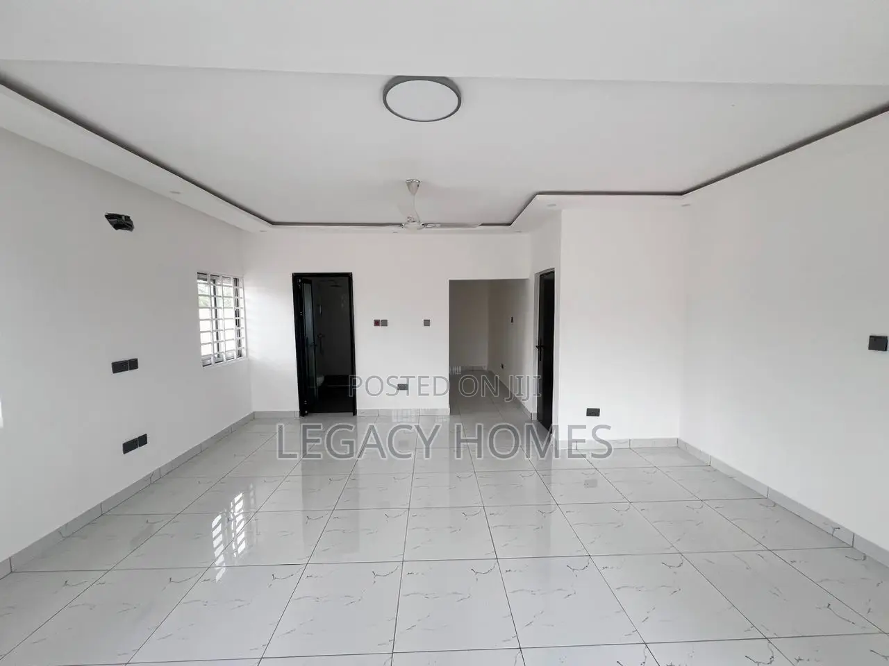 3bdrm House in Adenta, Amrahia for sale