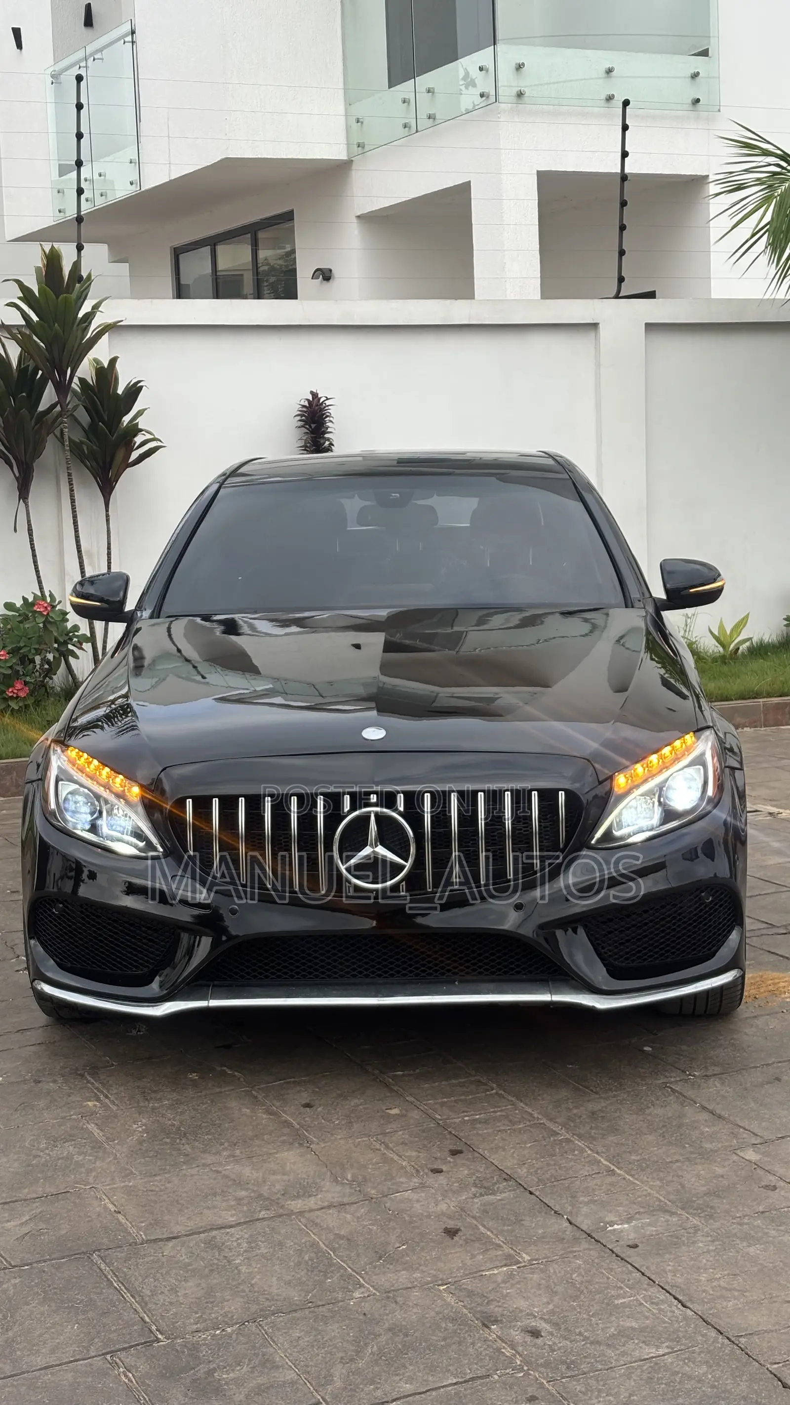 Mercedes-Benz C300 2017 Black