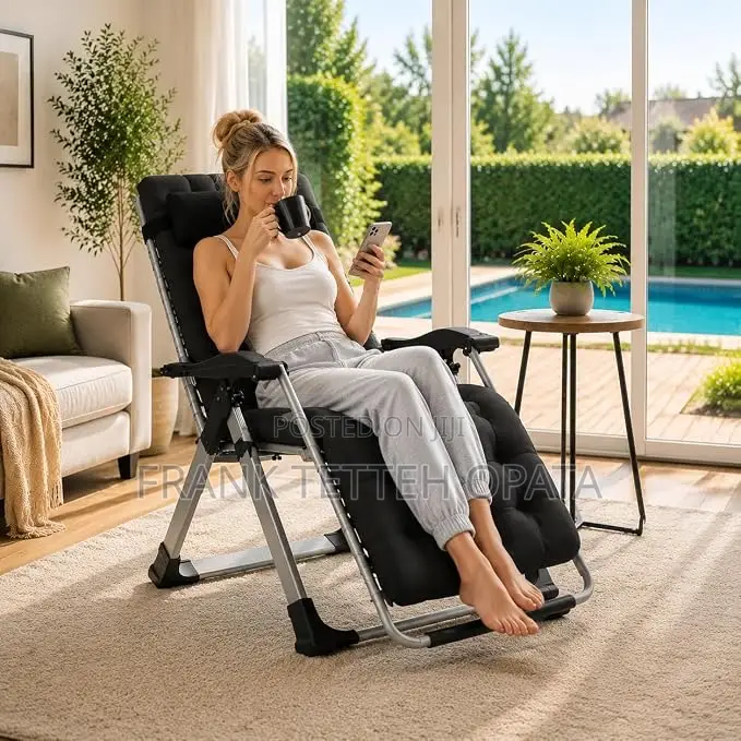 FICISOG Zero Gravity Chair, Reclining Lounge Chair With Cushion