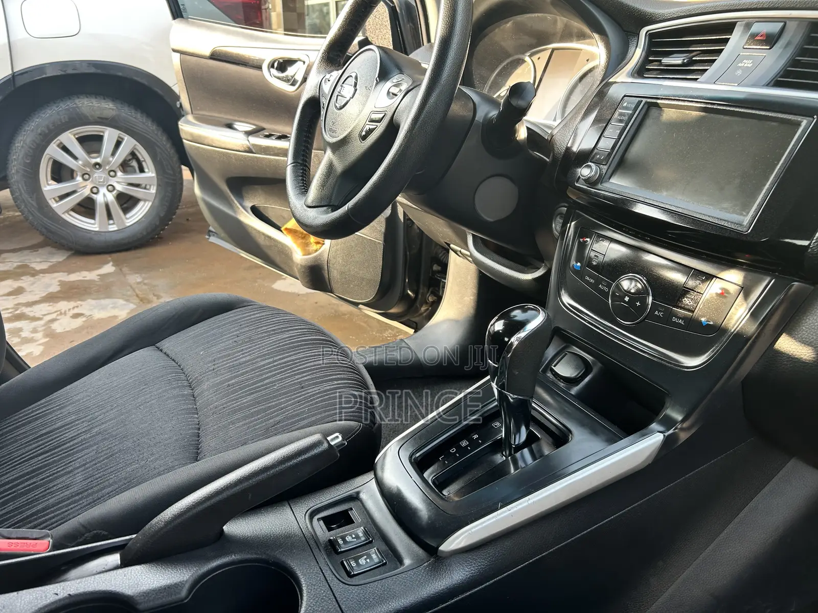 Nissan Sentra SV 2019 Black