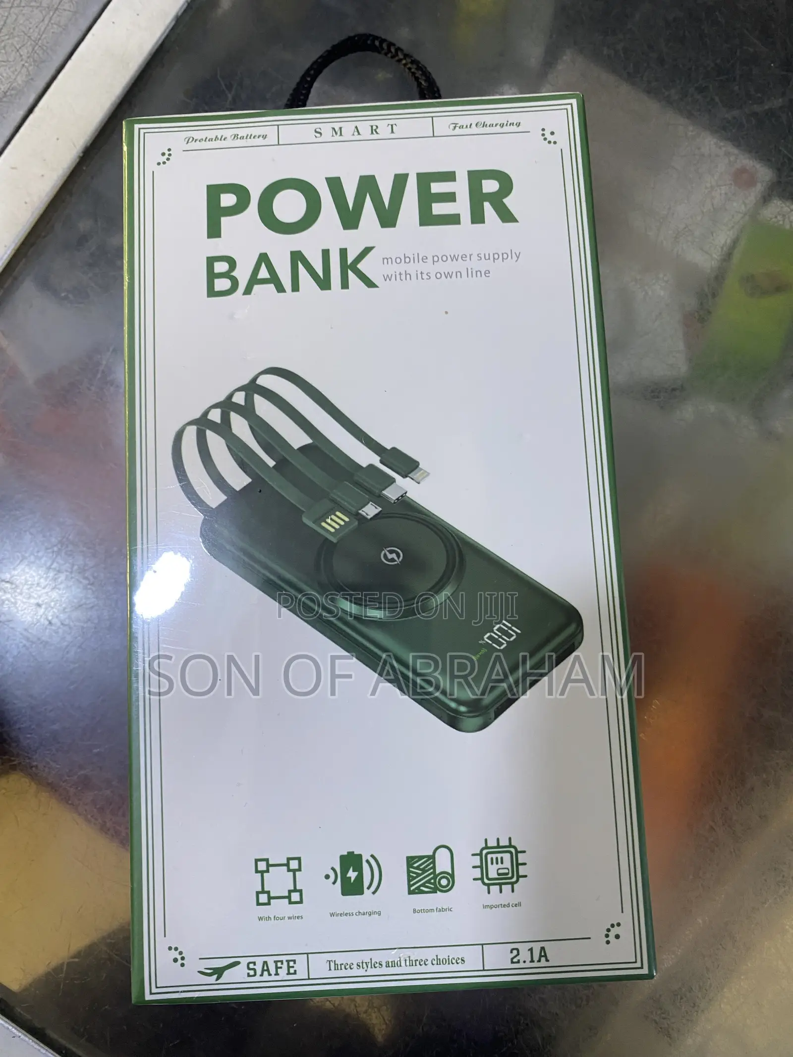 Quality Power Bank With Magnetic Charging System