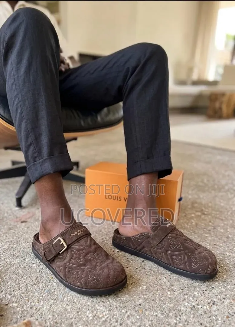 Louis Vuitton LV to-Go Flat Comfort Mules