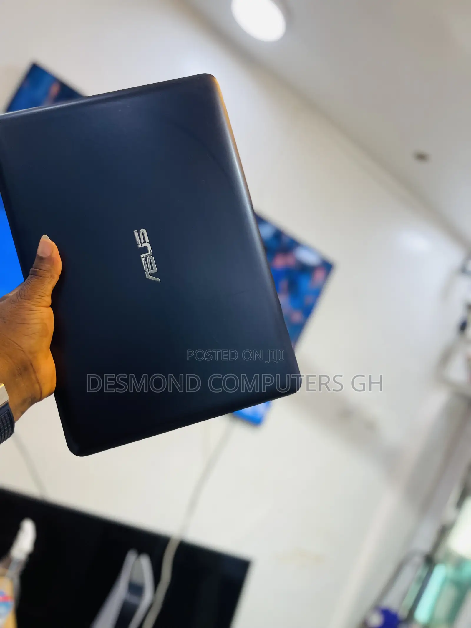 Laptop Asus E402SA 8GB AMD SSD 256GB
