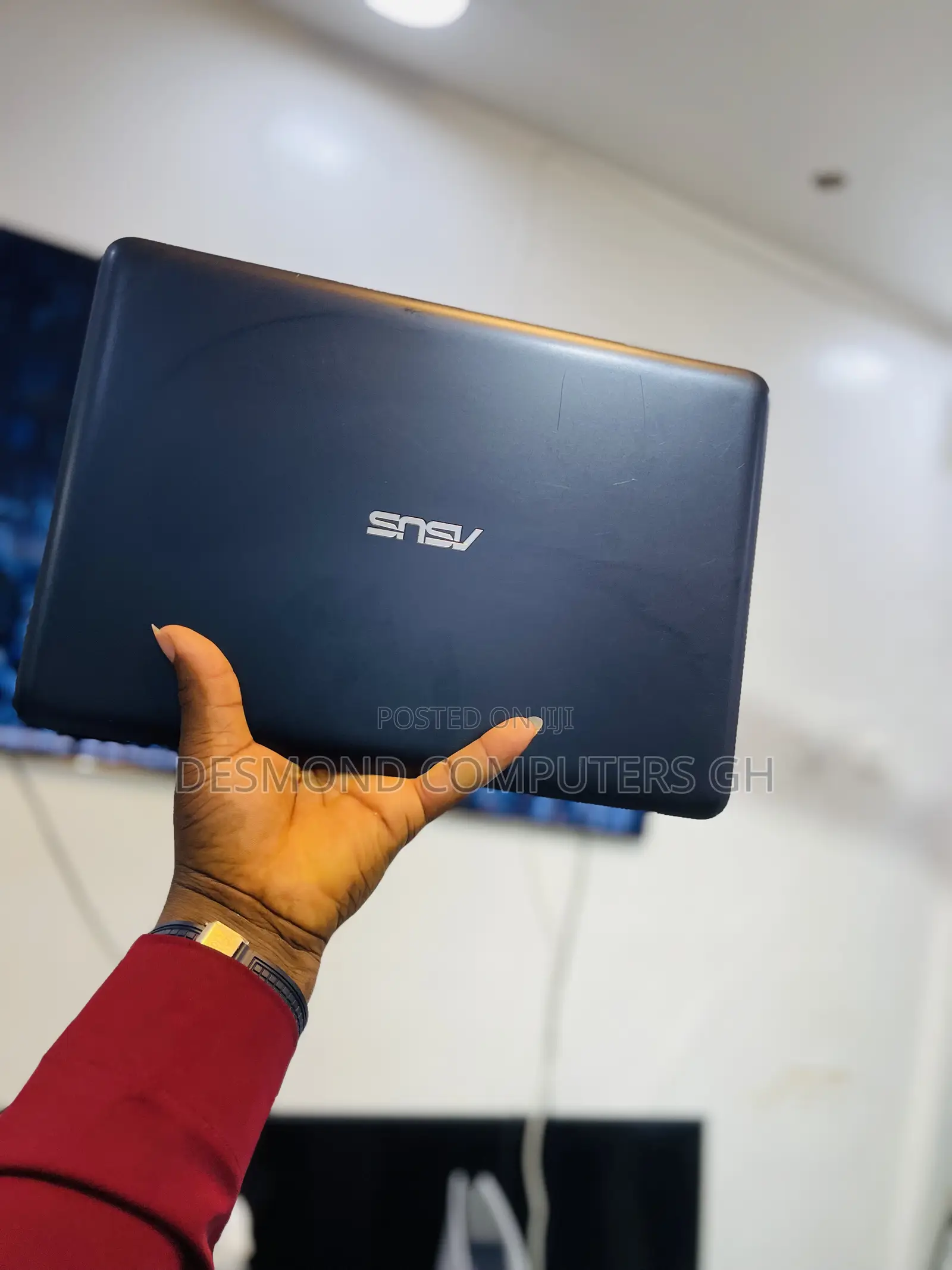 Laptop Asus E402SA 8GB AMD SSD 256GB