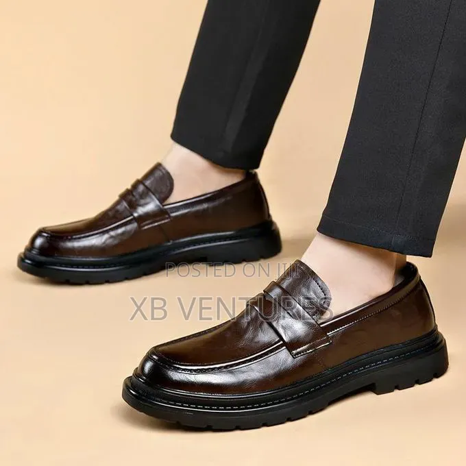 VEOUNDK New Men's Fashion Leather Shoes - Brown