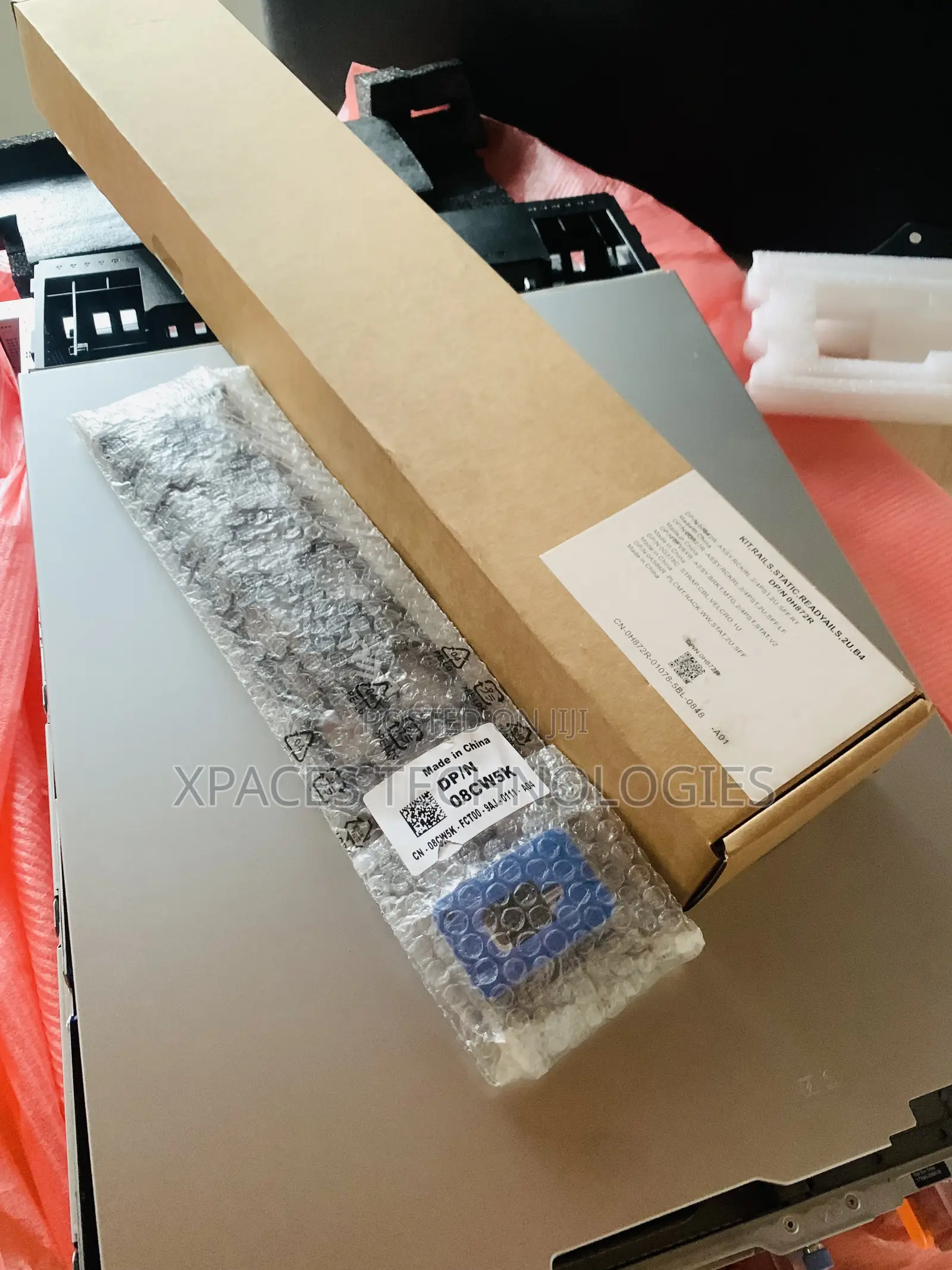 New Server Dell PowerEdge R740xd 32GB Intel HDD+SSD 1T