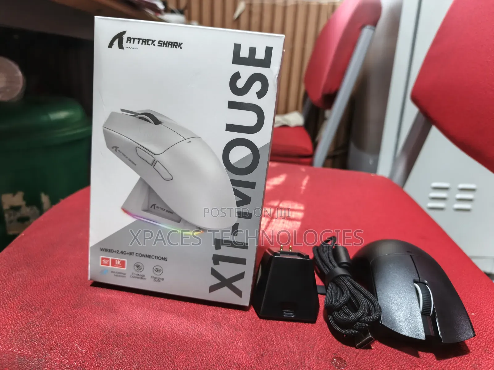 Attack Sharrk X11 Mouse Wireless 2.4g+Bt Connection With Charging Dock