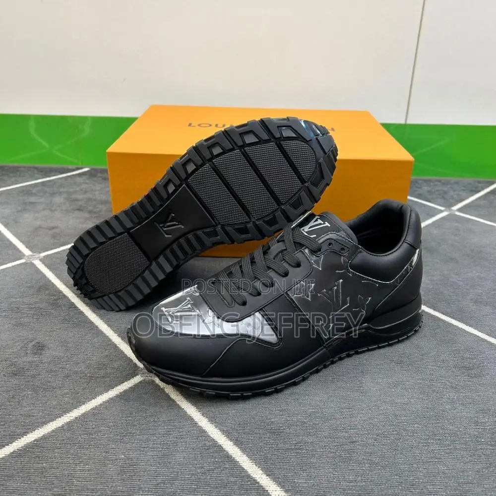 Original Louis Vuitton Run Away Black