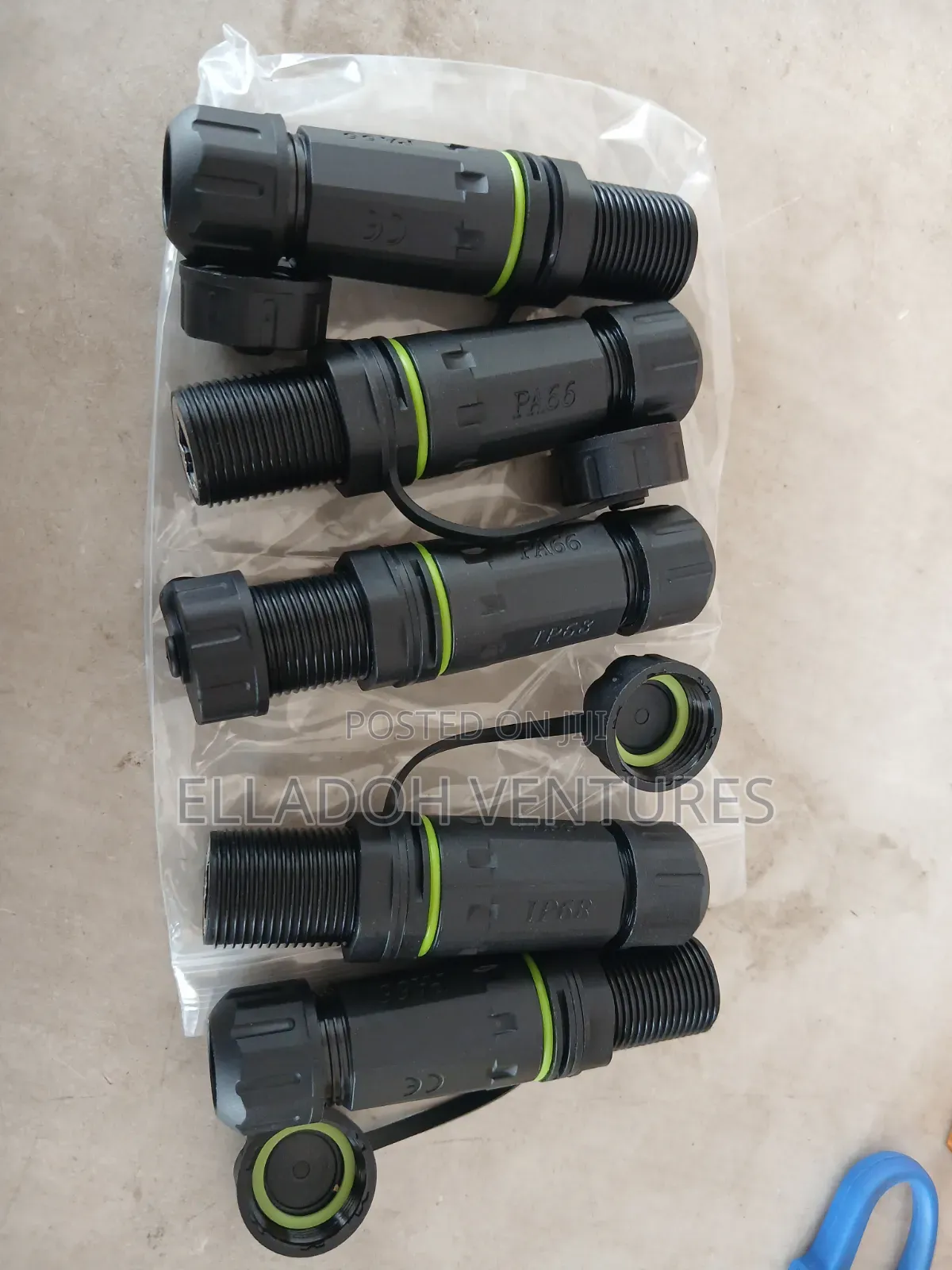 Cable Connector for Starlink Standard
