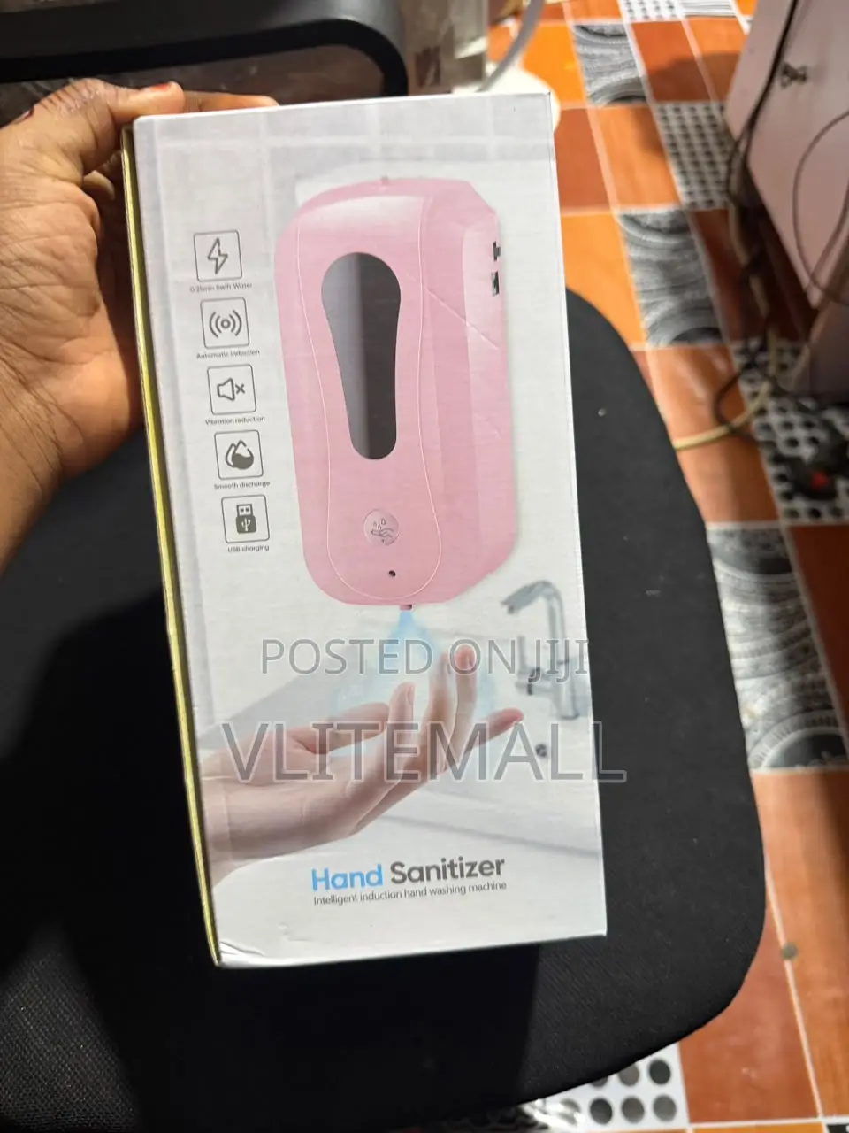 1000ml or 1200ml Wall-Mounted Automatic Hand Sanitizer