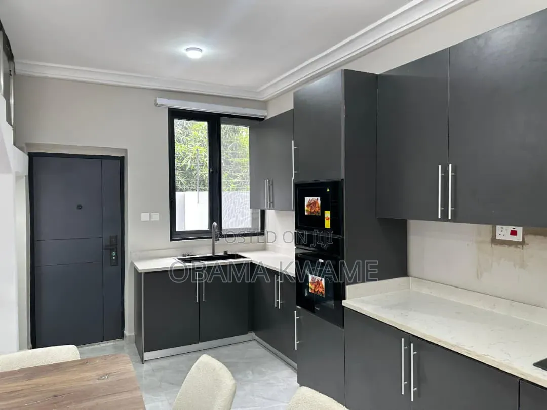 4bdrm Townhouse / Terrace in Laryea Homes, Labone Junction for rent