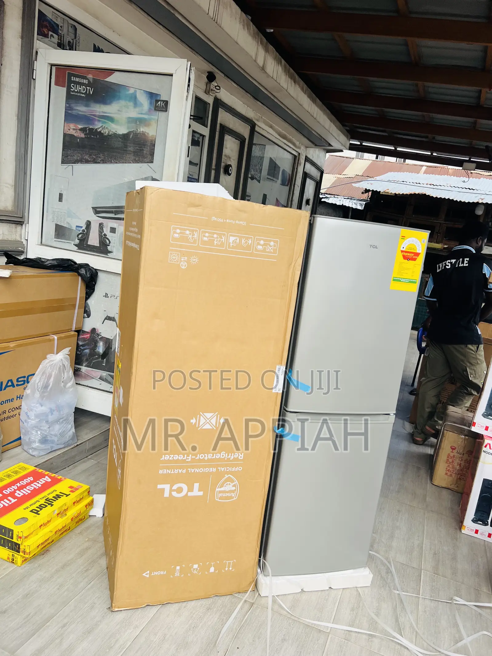 Extremely Classic TCL Bottom Mount Freezer Fridge(142Liters)
