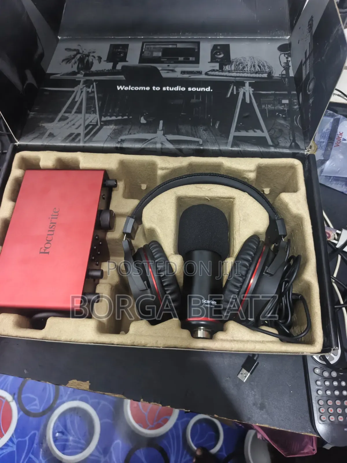 Focusrite Scarlett 2i2 4th Gen Bundle