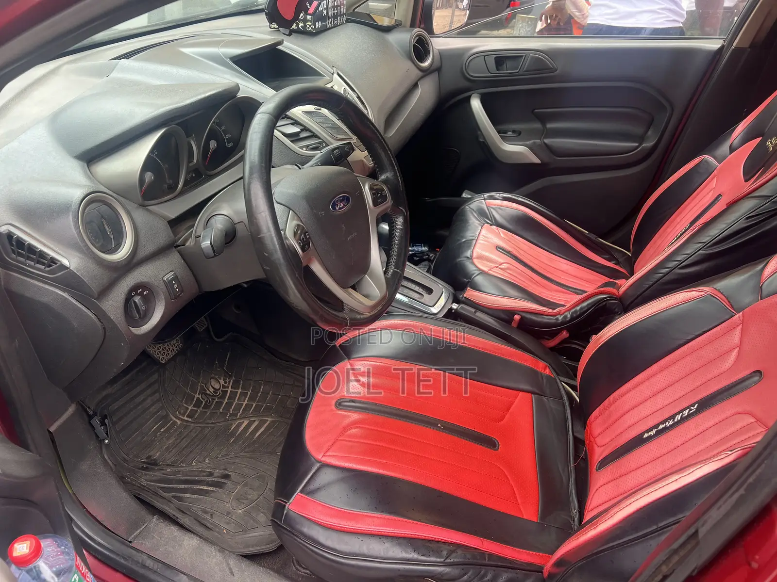 Ford Fiesta 2015 Red