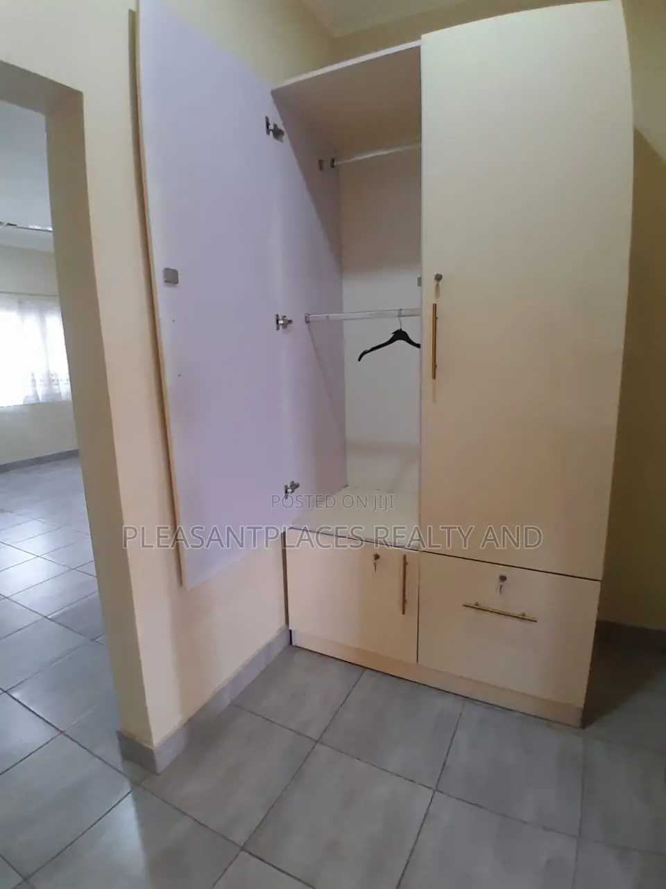 2bdrm Apartment in Pleasantplaces And, Ashaley Botwe for rent