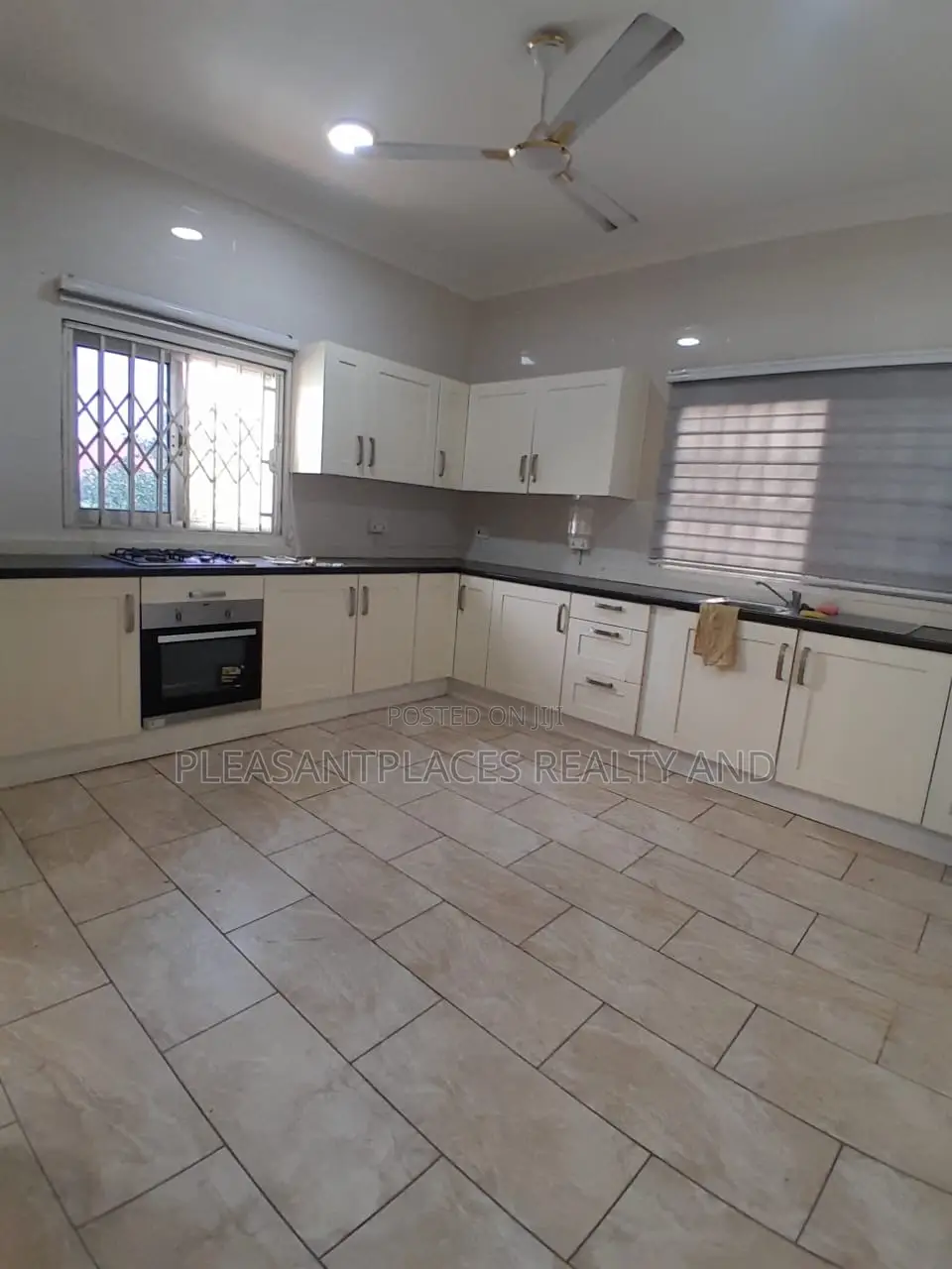2bdrm Apartment in Pleasantplaces And, Ashaley Botwe for rent