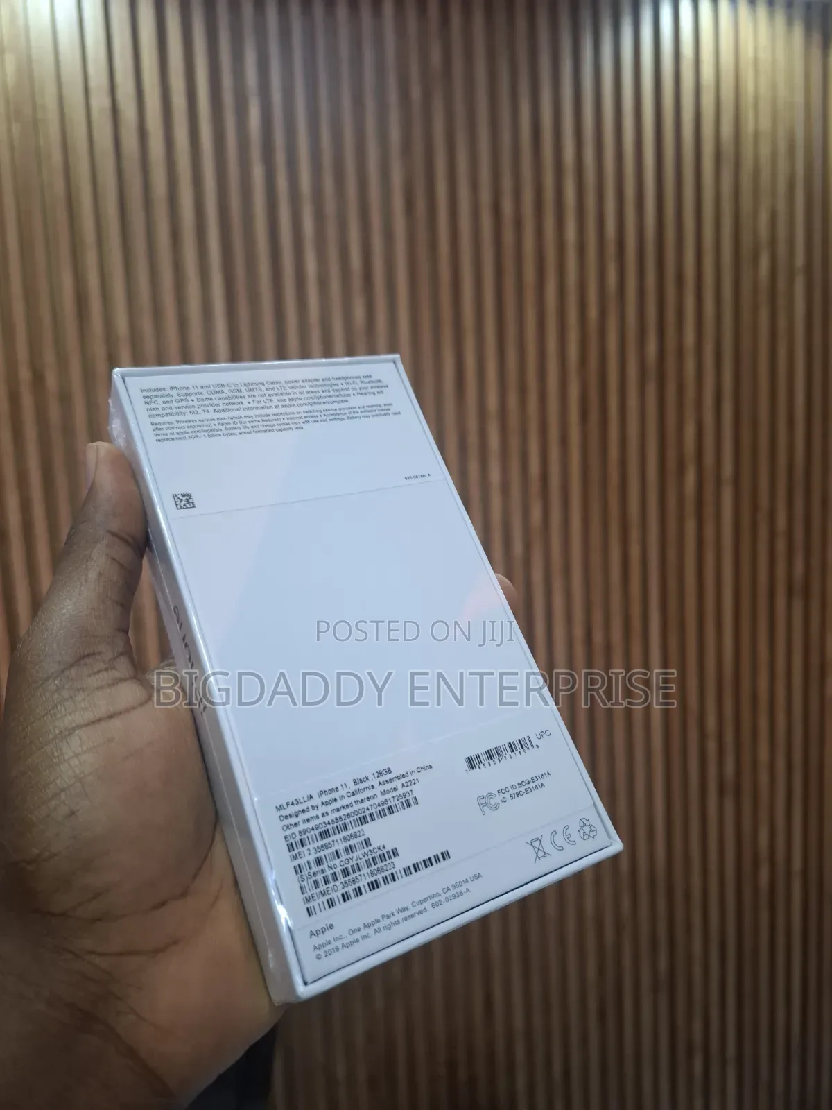 New Apple iPhone 12 64 GB Black