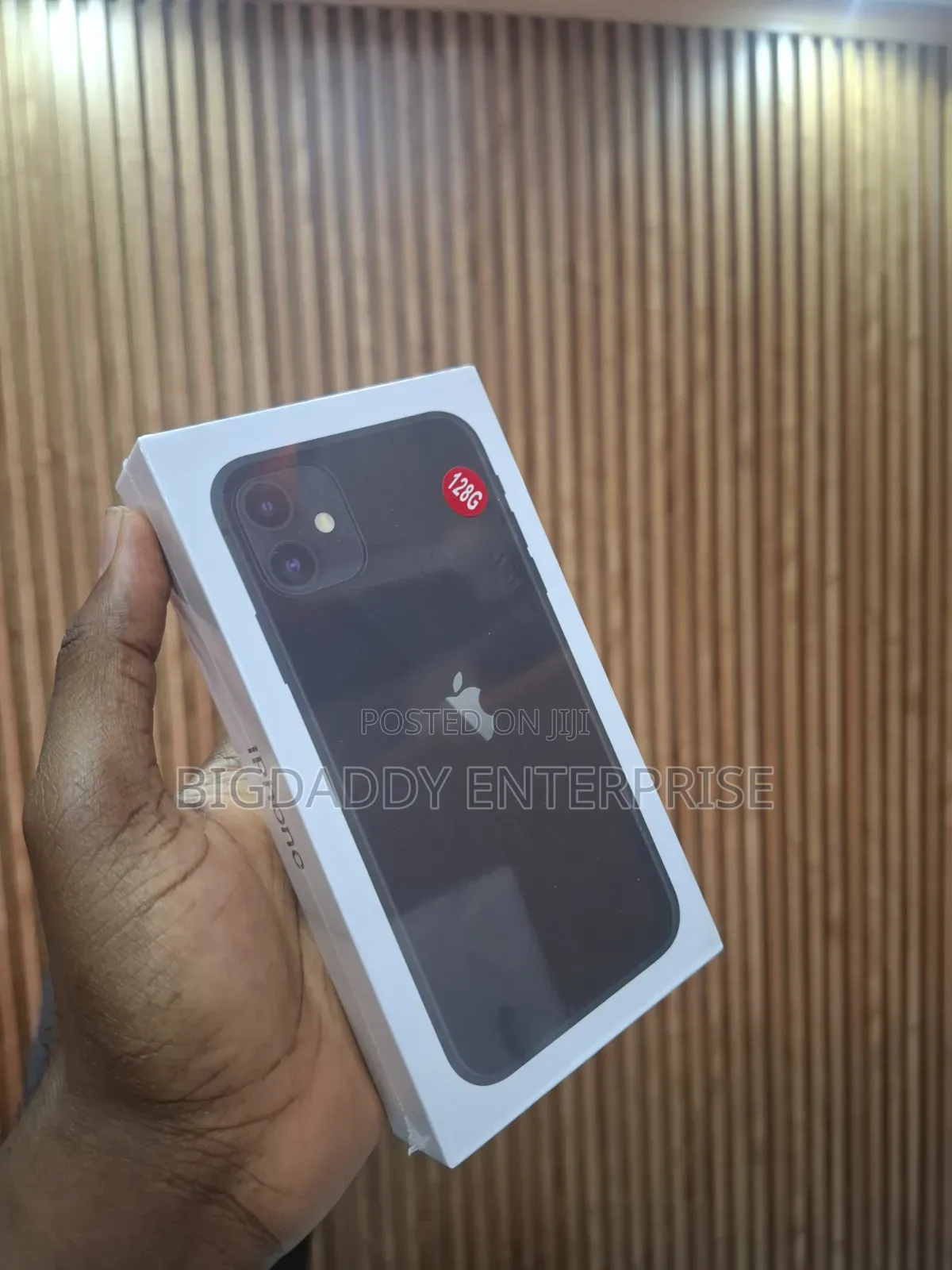 New Apple iPhone 12 64 GB Black