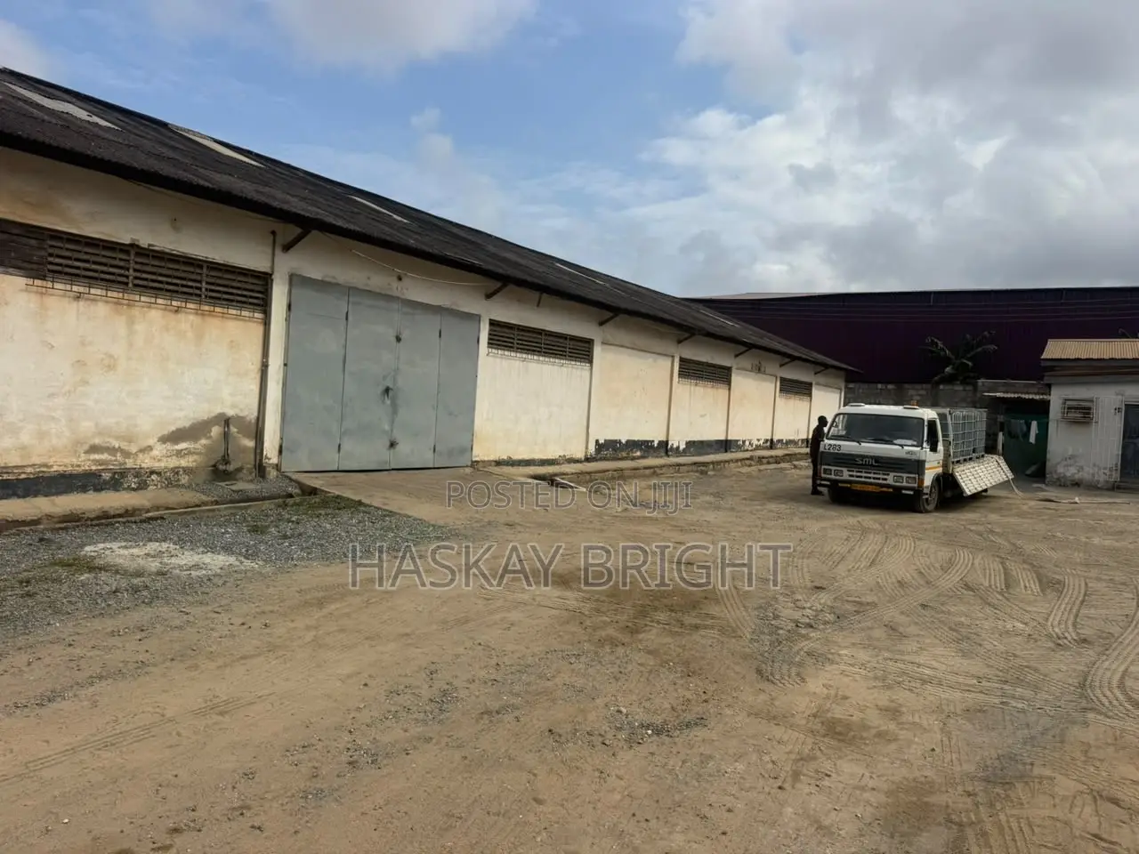1500 SQM Warehouse for Rent at Achimota Near Sec Print